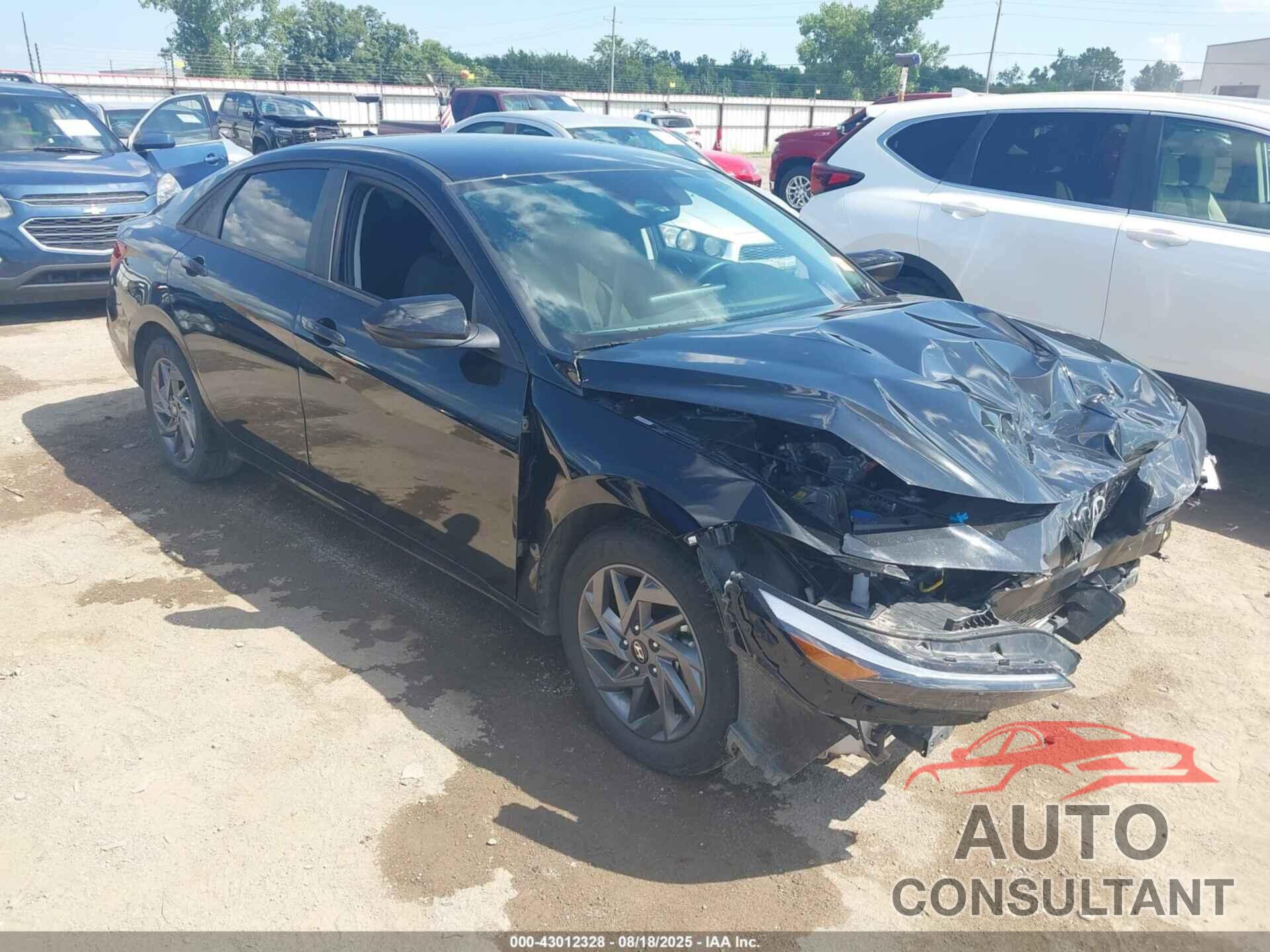 HYUNDAI ELANTRA 2024 - KMHLM4DG6RU682609