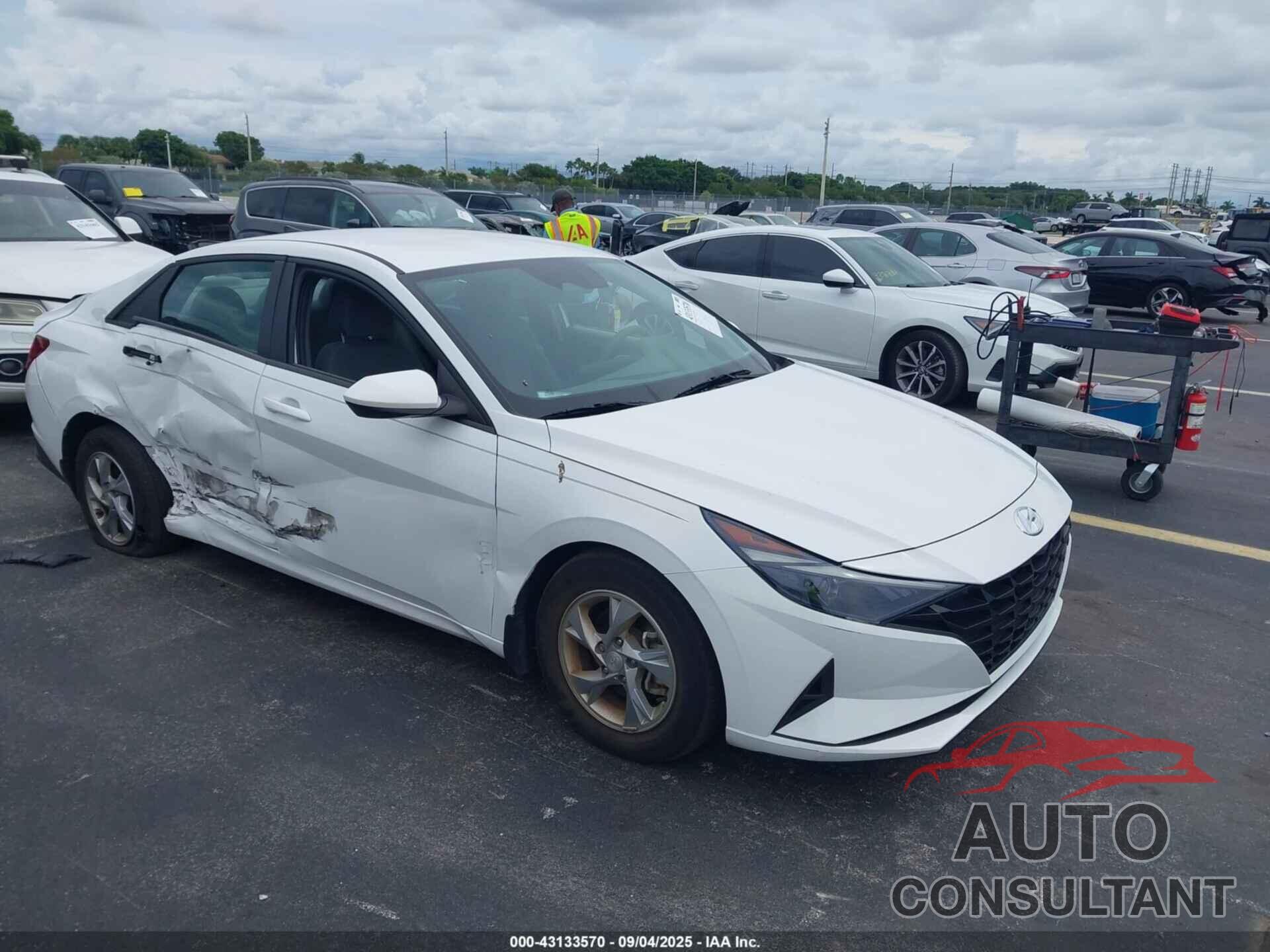 HYUNDAI ELANTRA 2023 - 5NPLL4AG1PH112536
