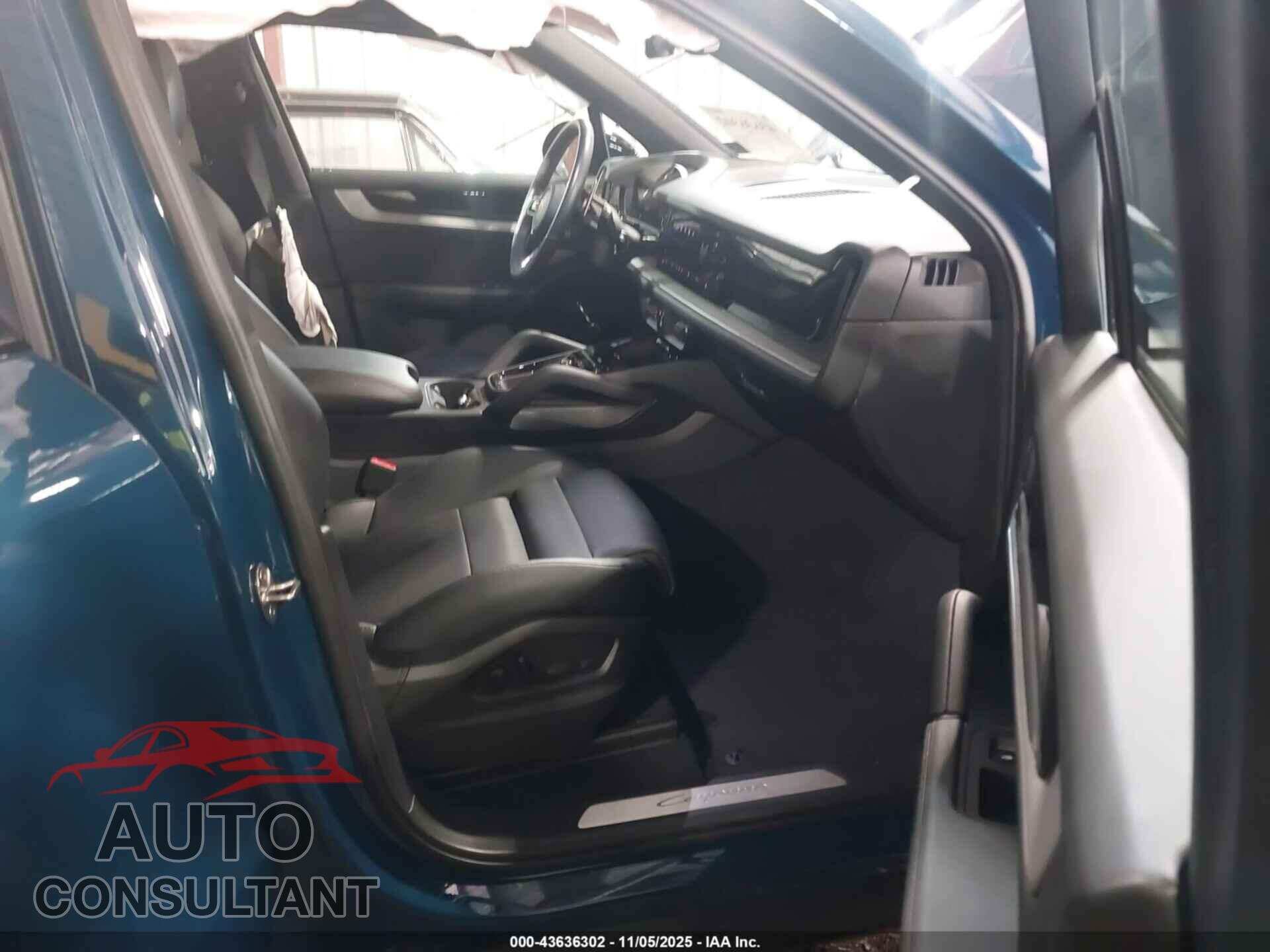 PORSCHE CAYENNE 2024 - WP1AA2AY1RDA02233