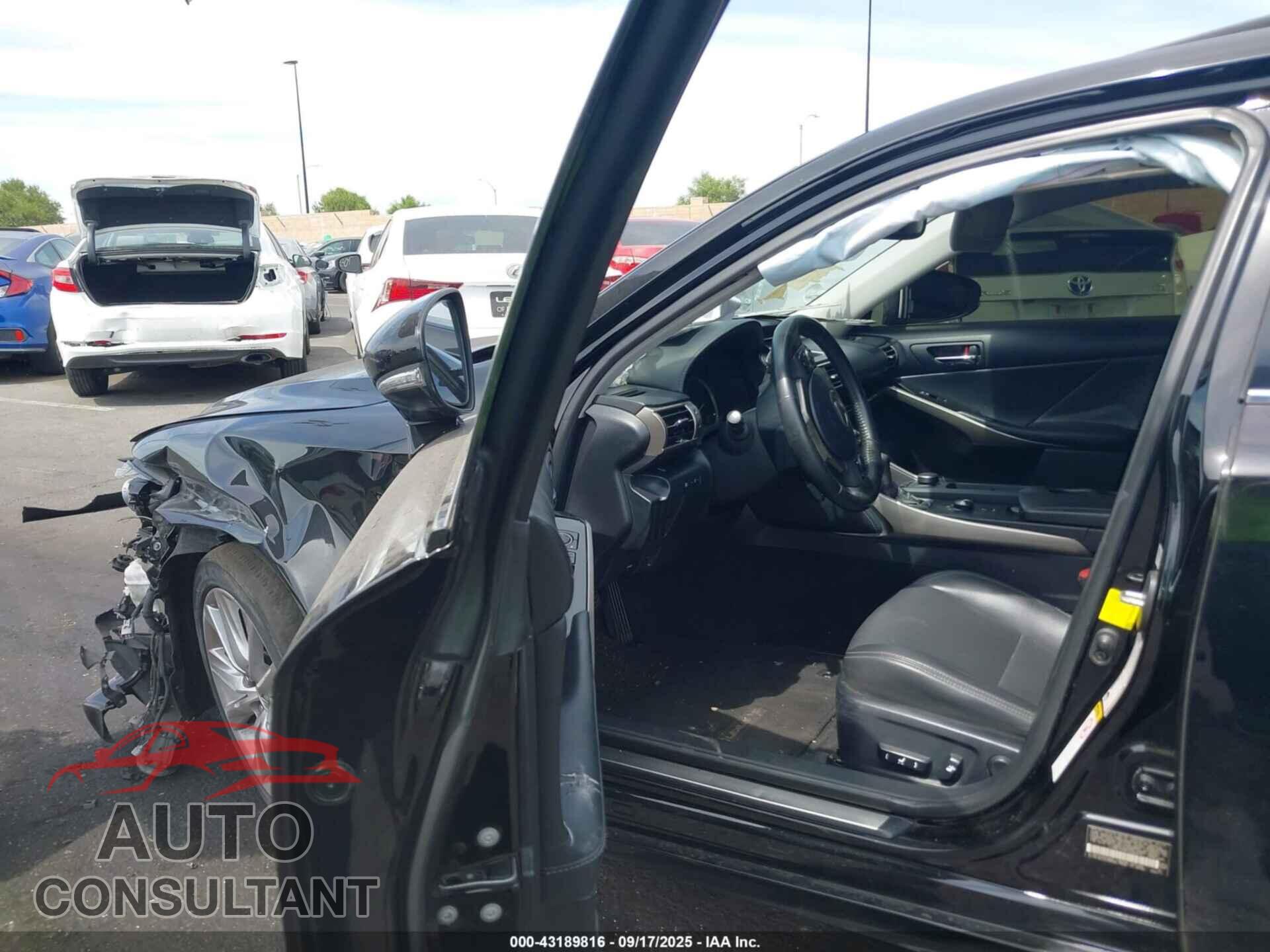 LEXUS IS 250 2015 - JTHBF1D29F5045070