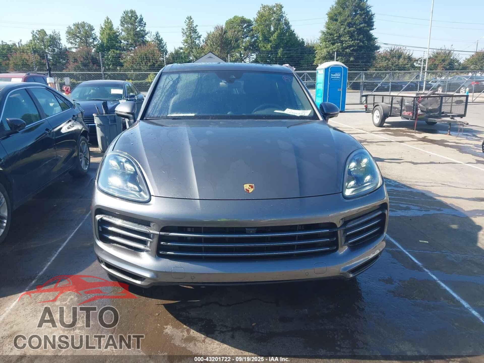 PORSCHE CAYENNE 2019 - WP1AA2AY6KDA13900