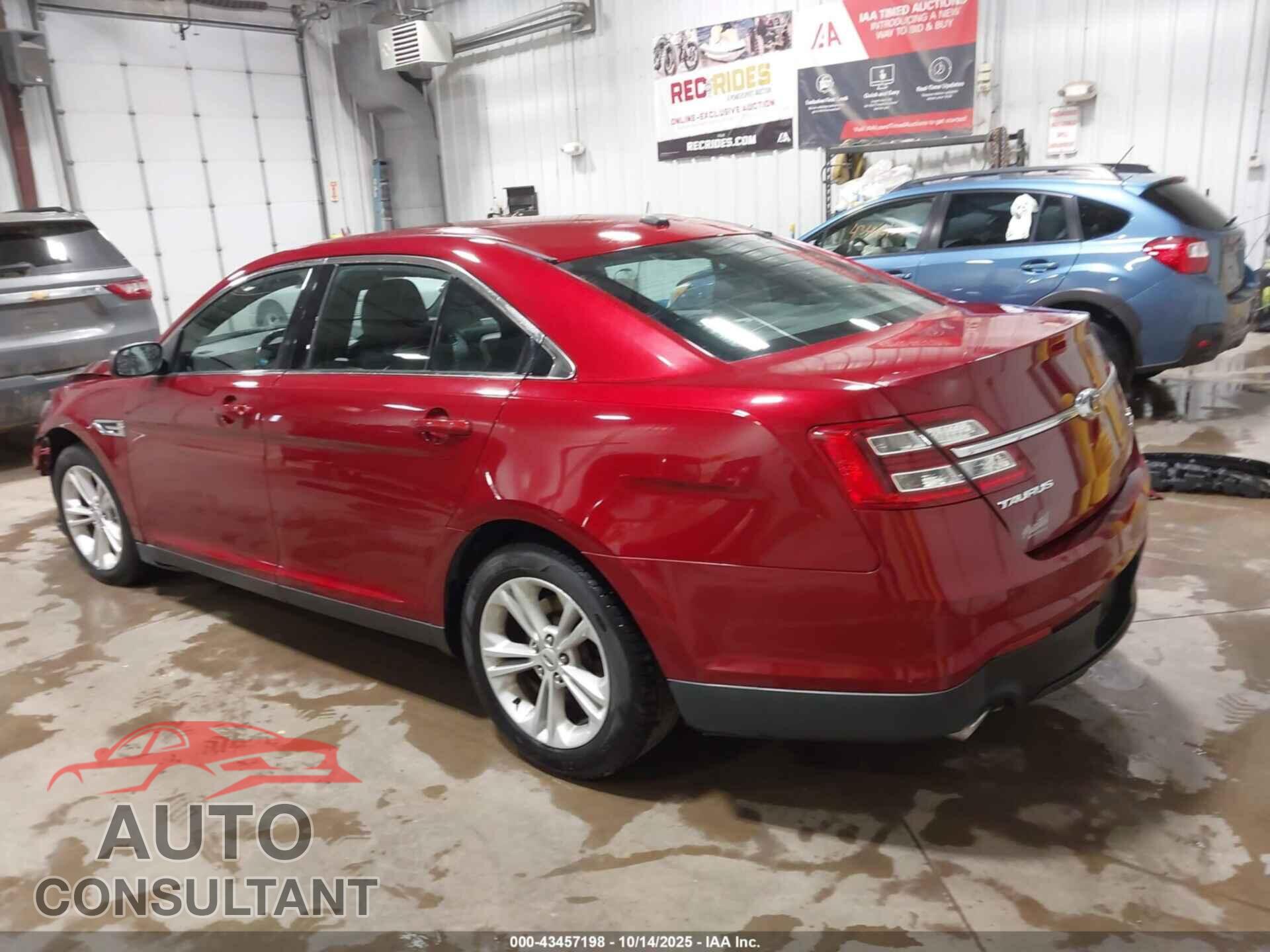 FORD TAURUS 2015 - 1FAHP2E81FG114233