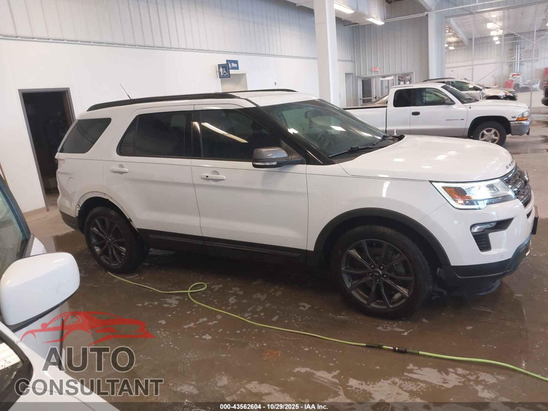 FORD EXPLORER 2018 - 1FM5K7D87JGB78632