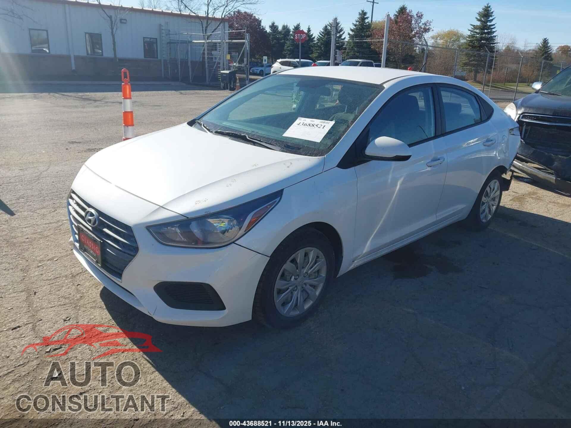HYUNDAI ACCENT 2018 - 3KPC24A33JE024681