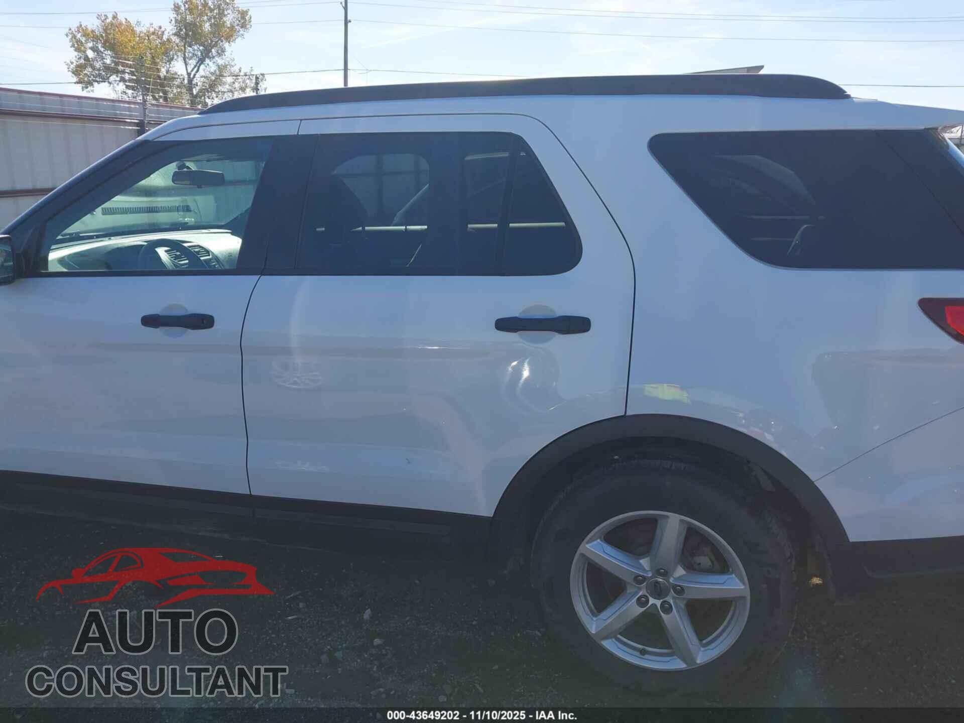 FORD EXPLORER 2018 - 1FM5K7B8XJGB39388