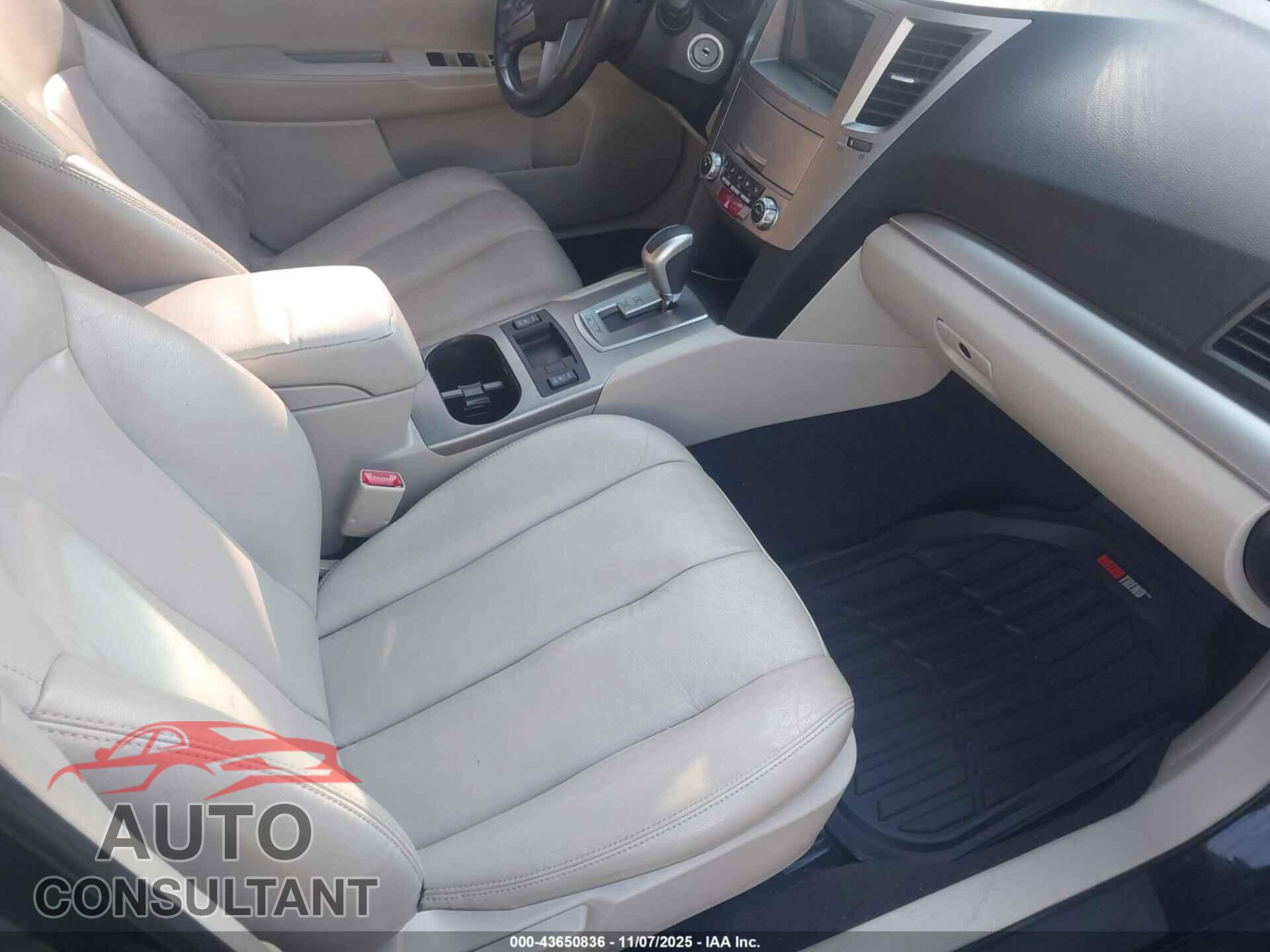 SUBARU OUTBACK 2011 - 4S4BRBGC8B3326846