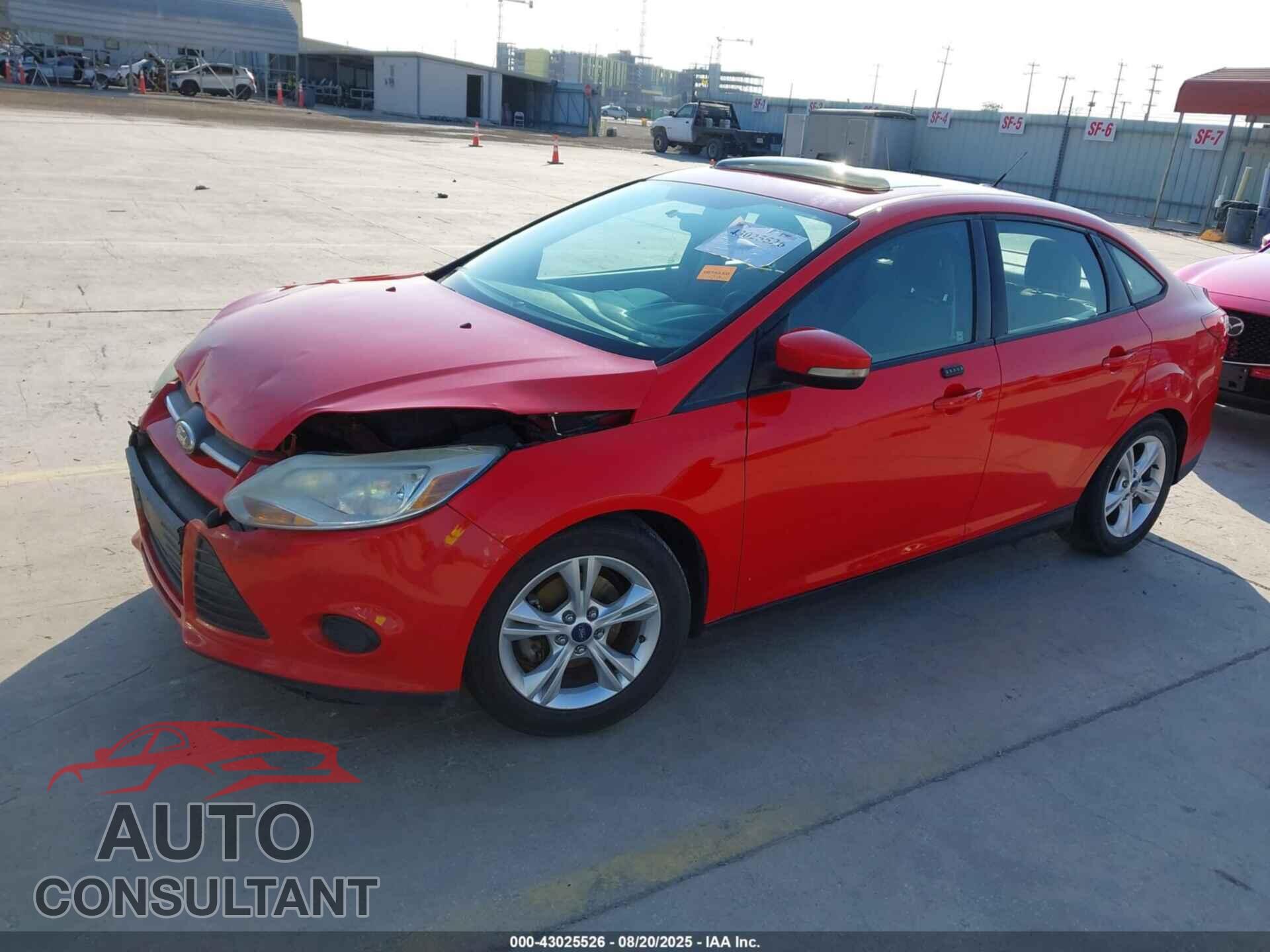 FORD FOCUS 2014 - 1FADP3F2XEL221642