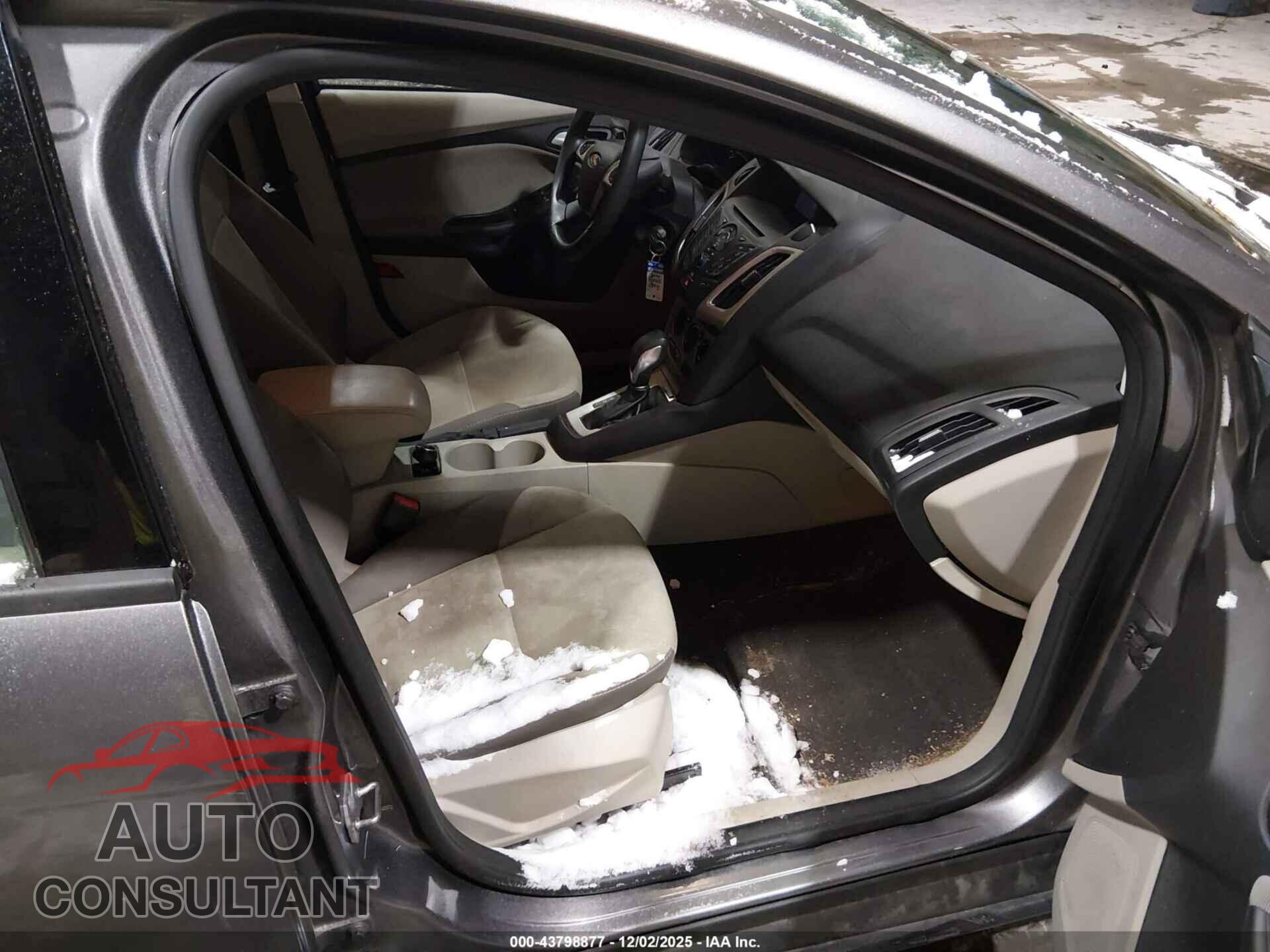 FORD FOCUS 2014 - 1FADP3F26EL356584