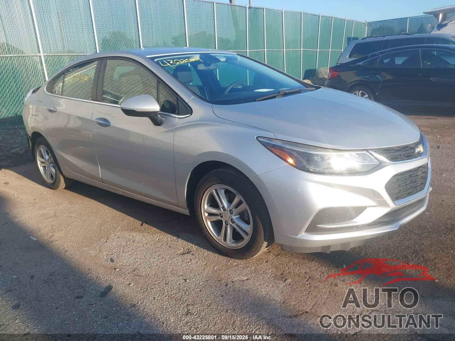 CHEVROLET CRUZE 2017 - 1G1BE5SM9H7220367