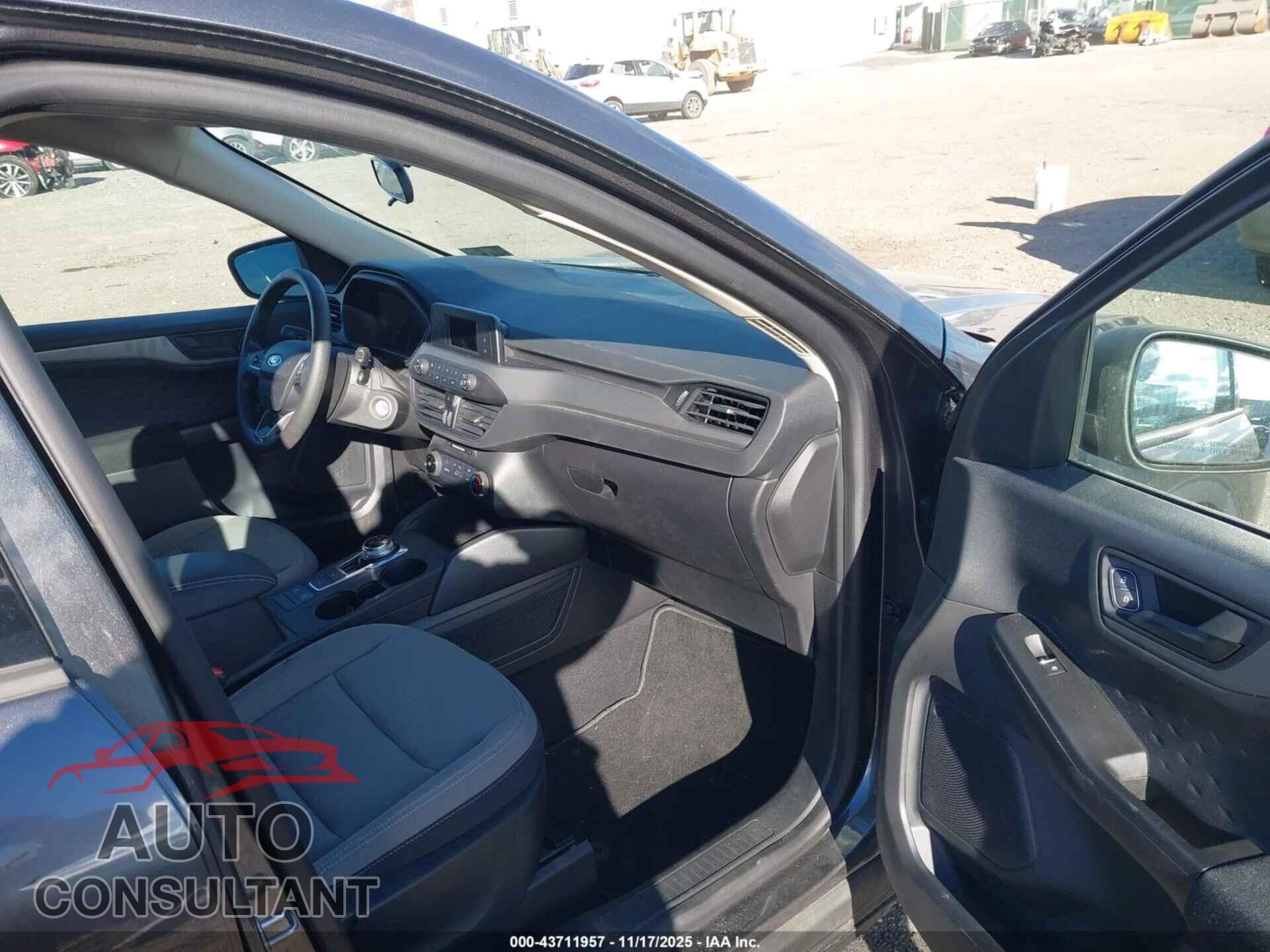 FORD ESCAPE 2020 - 1FMCU9F66LUA66210