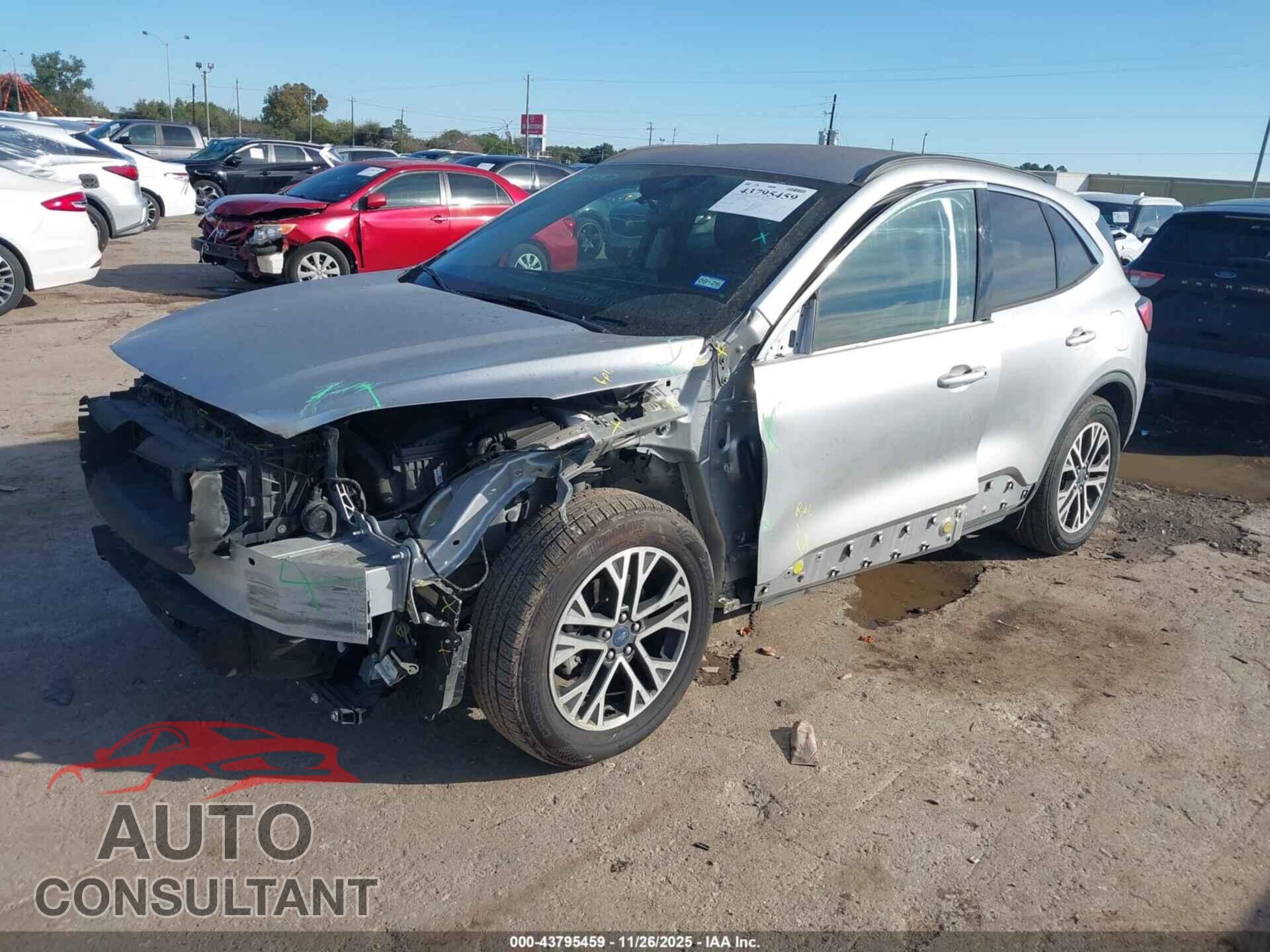 FORD ESCAPE 2020 - 1FMCU0H62LUA83806