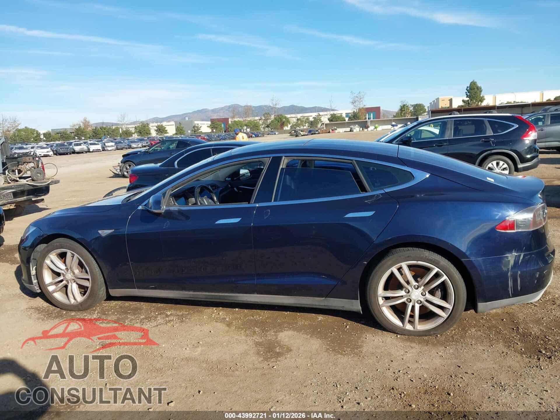 TESLA MODEL S 2014 - 5YJSA1H1XEFP43394