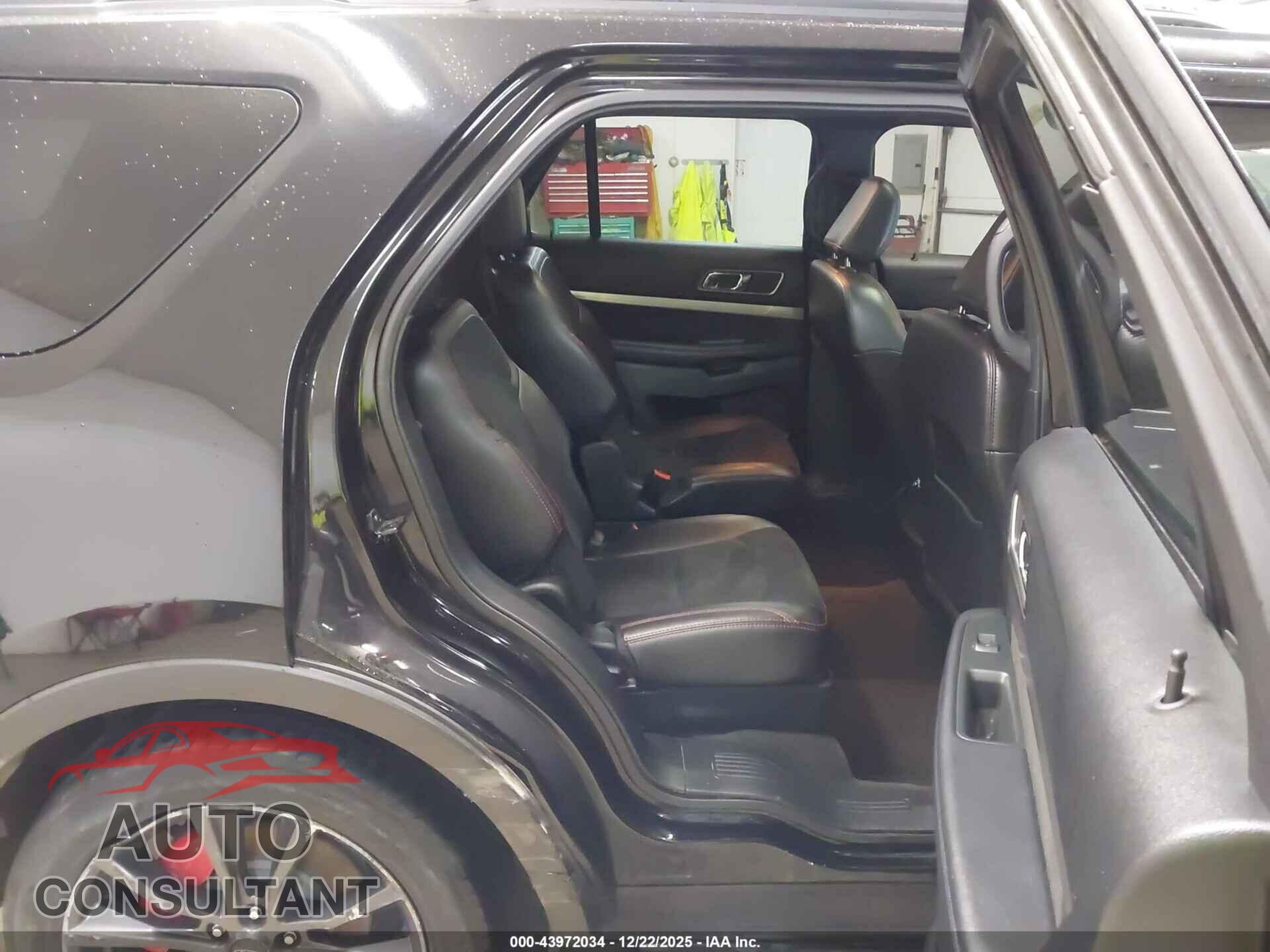 FORD EXPLORER 2018 - 1FM5K8D8XJGA40881