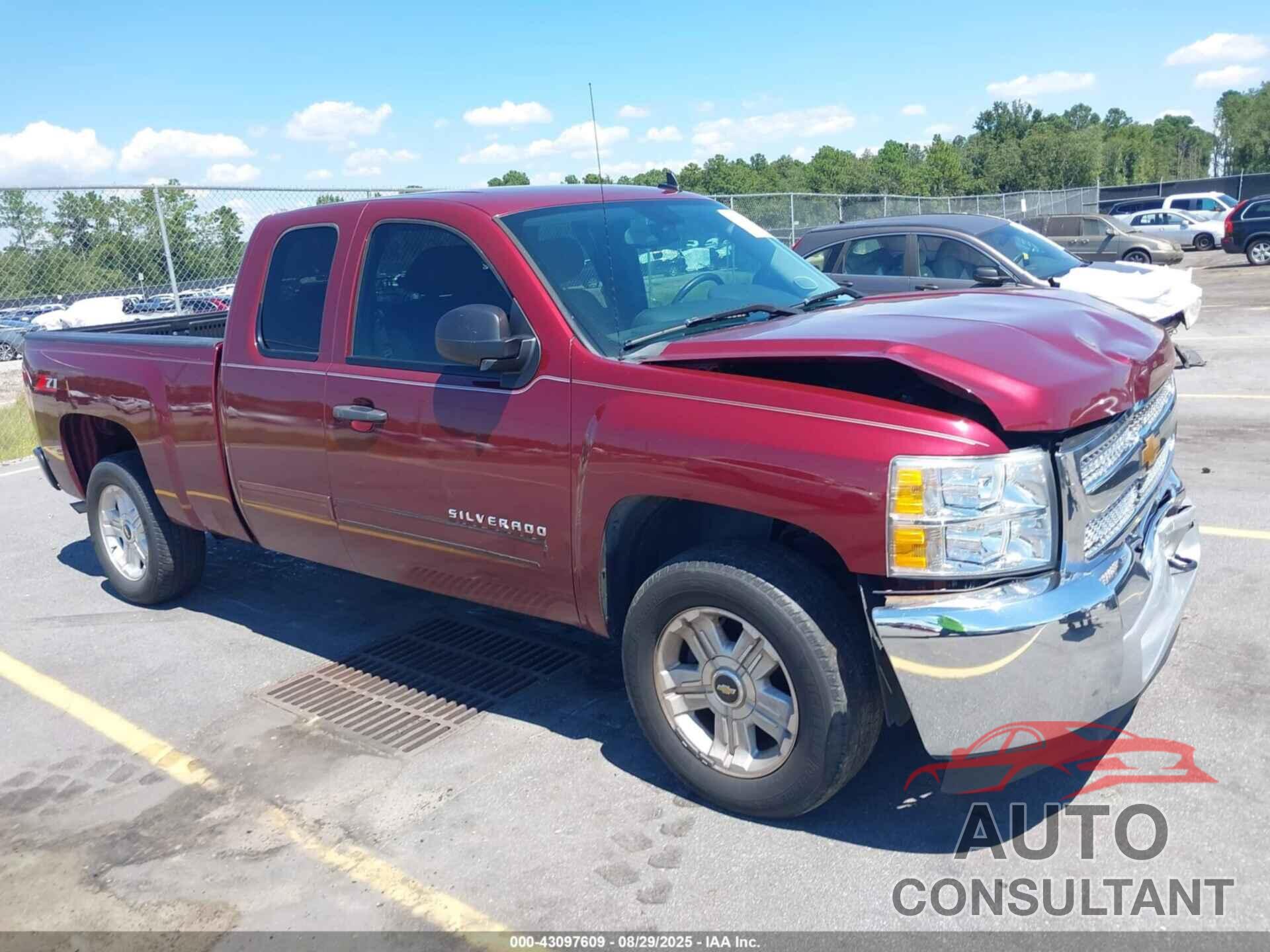 CHEVROLET SILVERADO 1500 2013 - 1GCRCSE07DZ286580