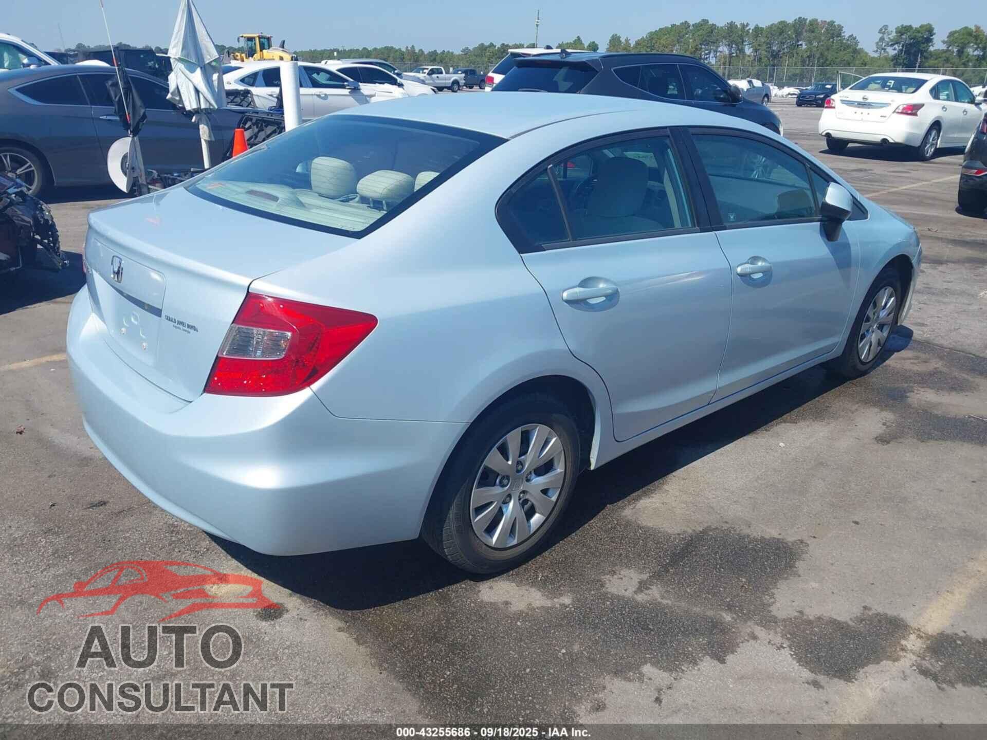 HONDA CIVIC 2012 - 2HGFB2F55CH559483