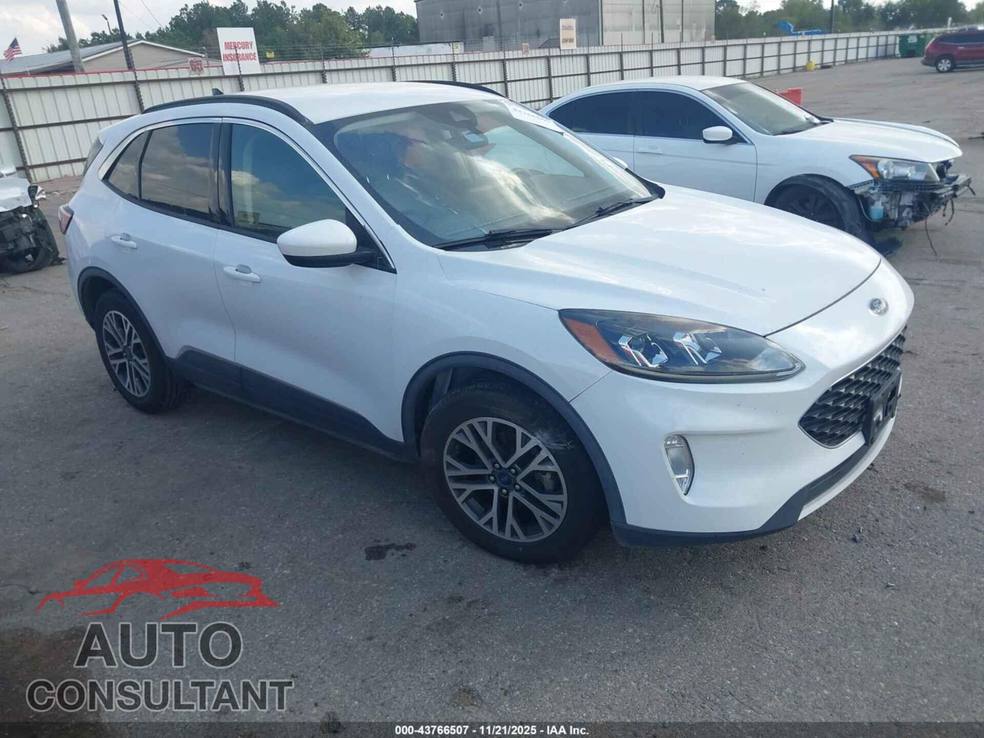 FORD ESCAPE 2020 - 1FMCU0H63LUA62396