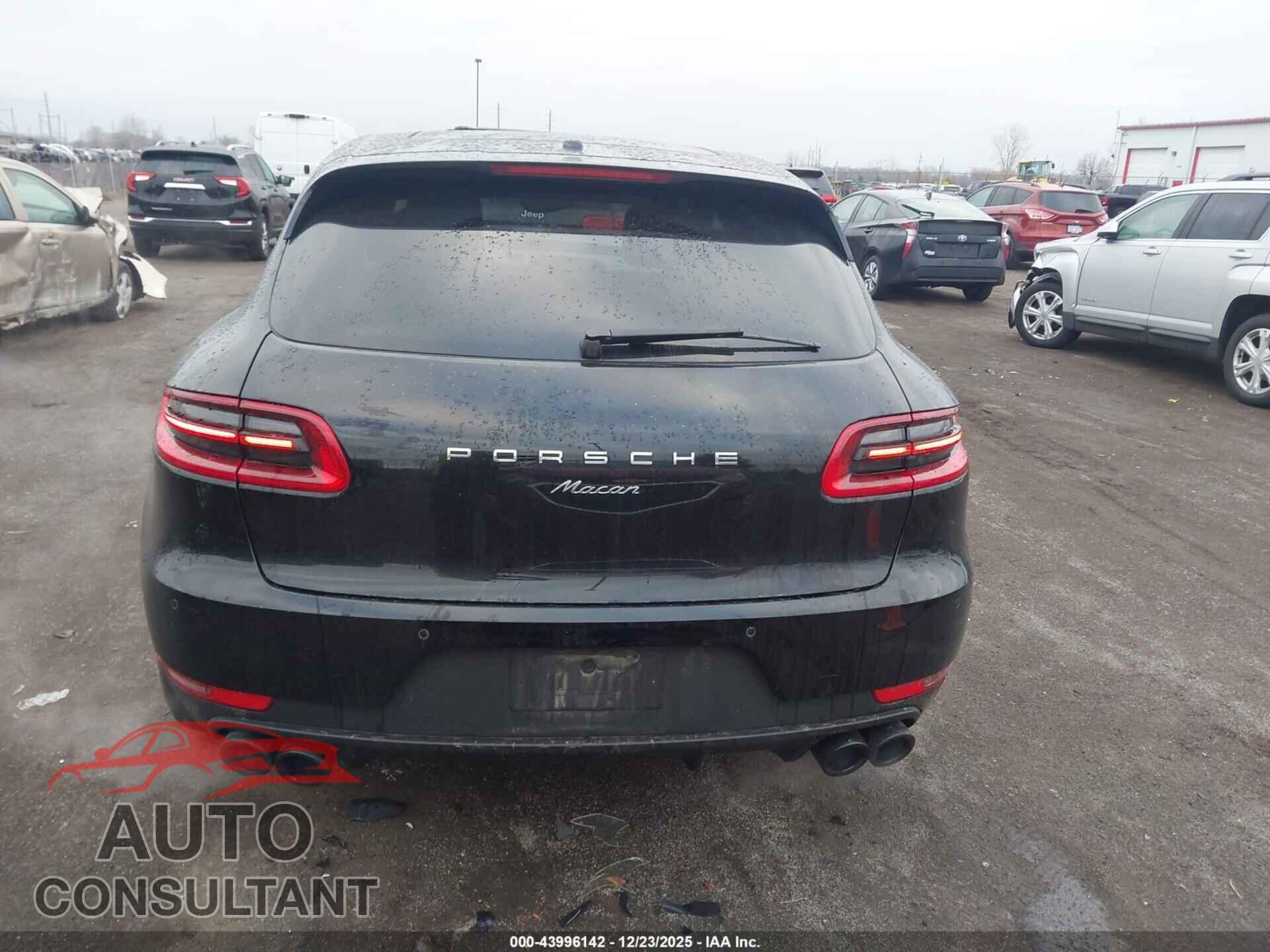 PORSCHE MACAN 2018 - WP1AA2A53JLB12880