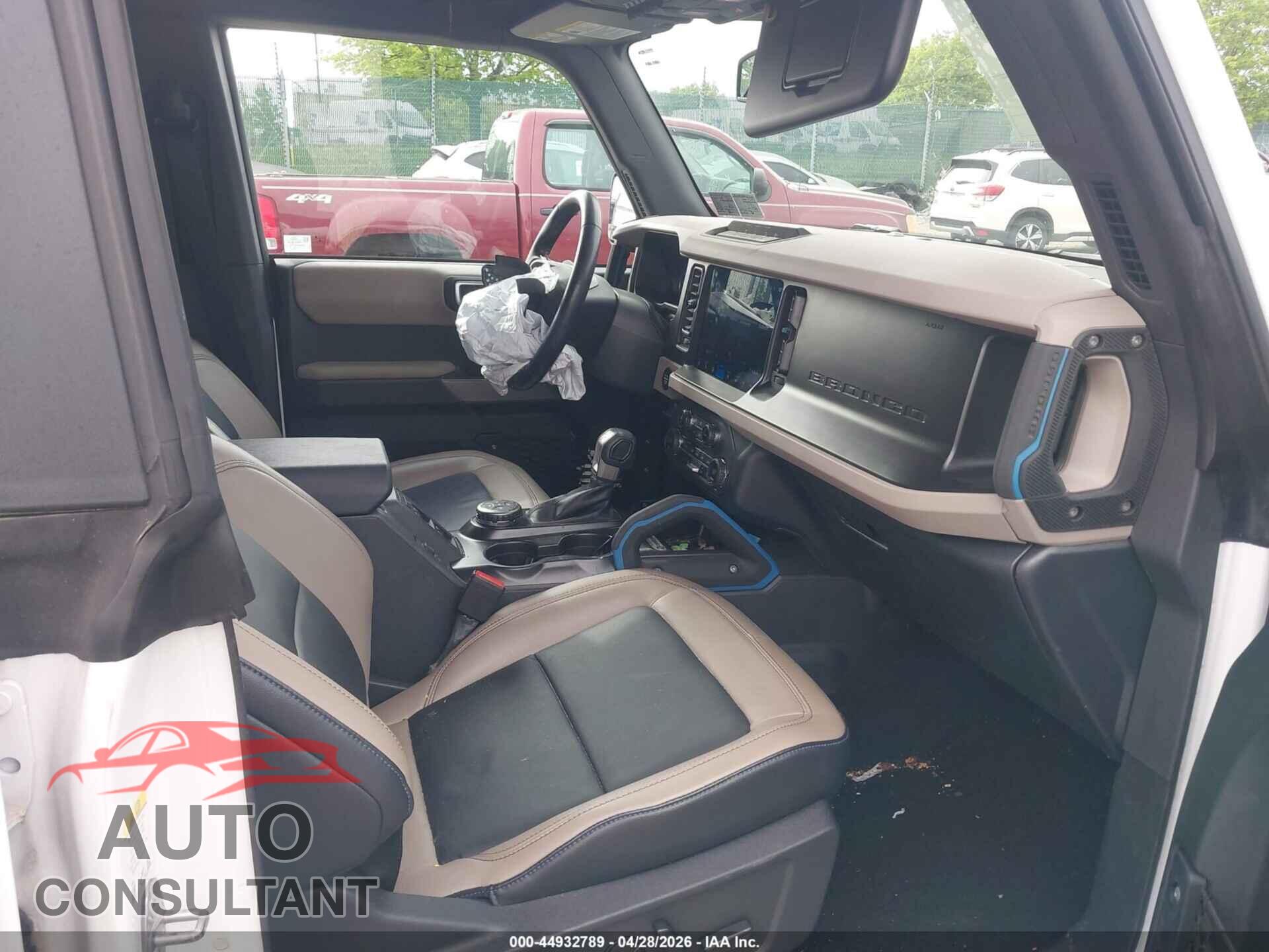FORD BRONCO 2023 - 1FMEE5DP2PLB52667