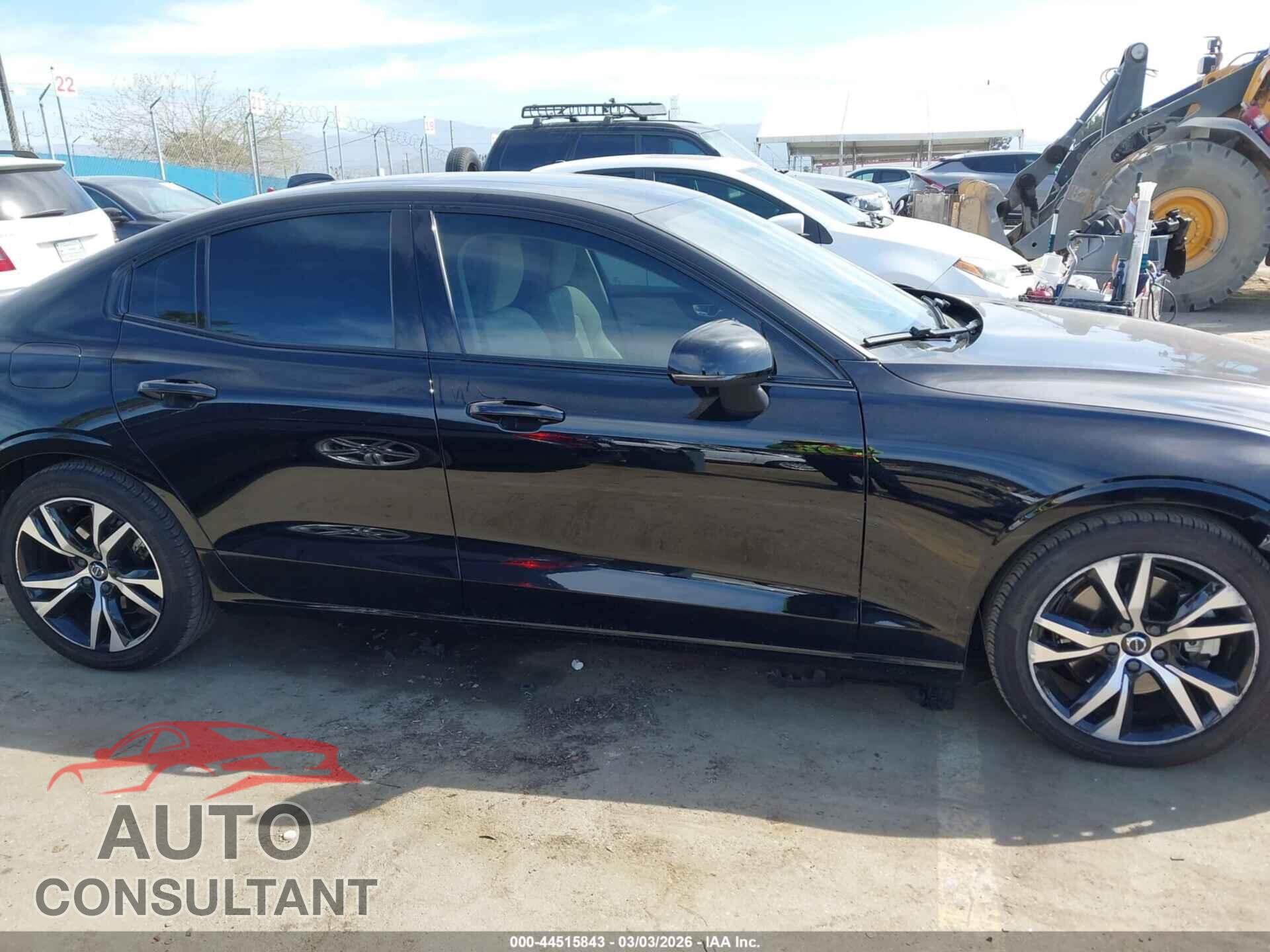 VOLVO S60 2025 - 7JRL12FJ3SG368996