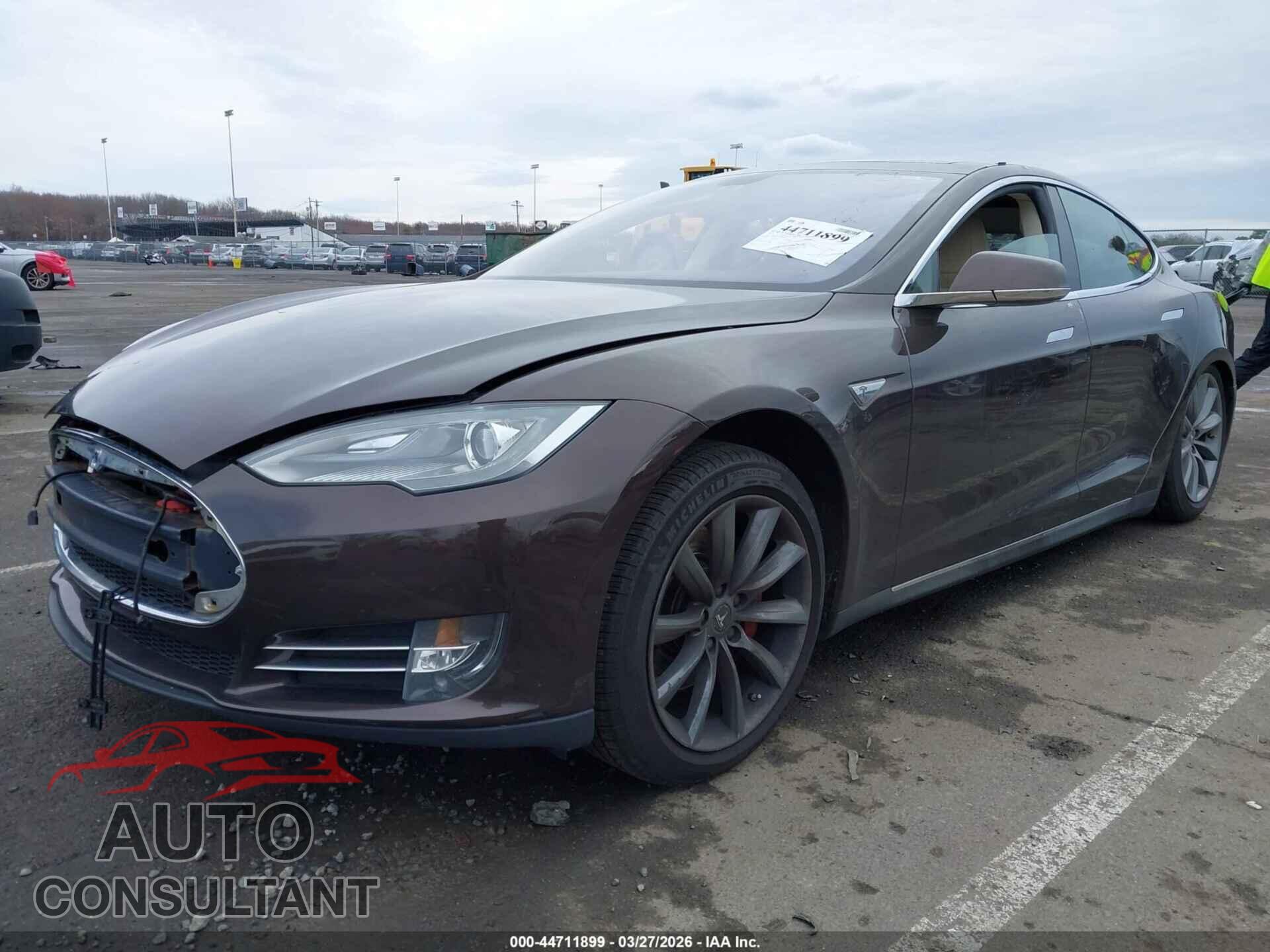 TESLA MODEL S 2013 - 5YJSA1CN1DFP04377