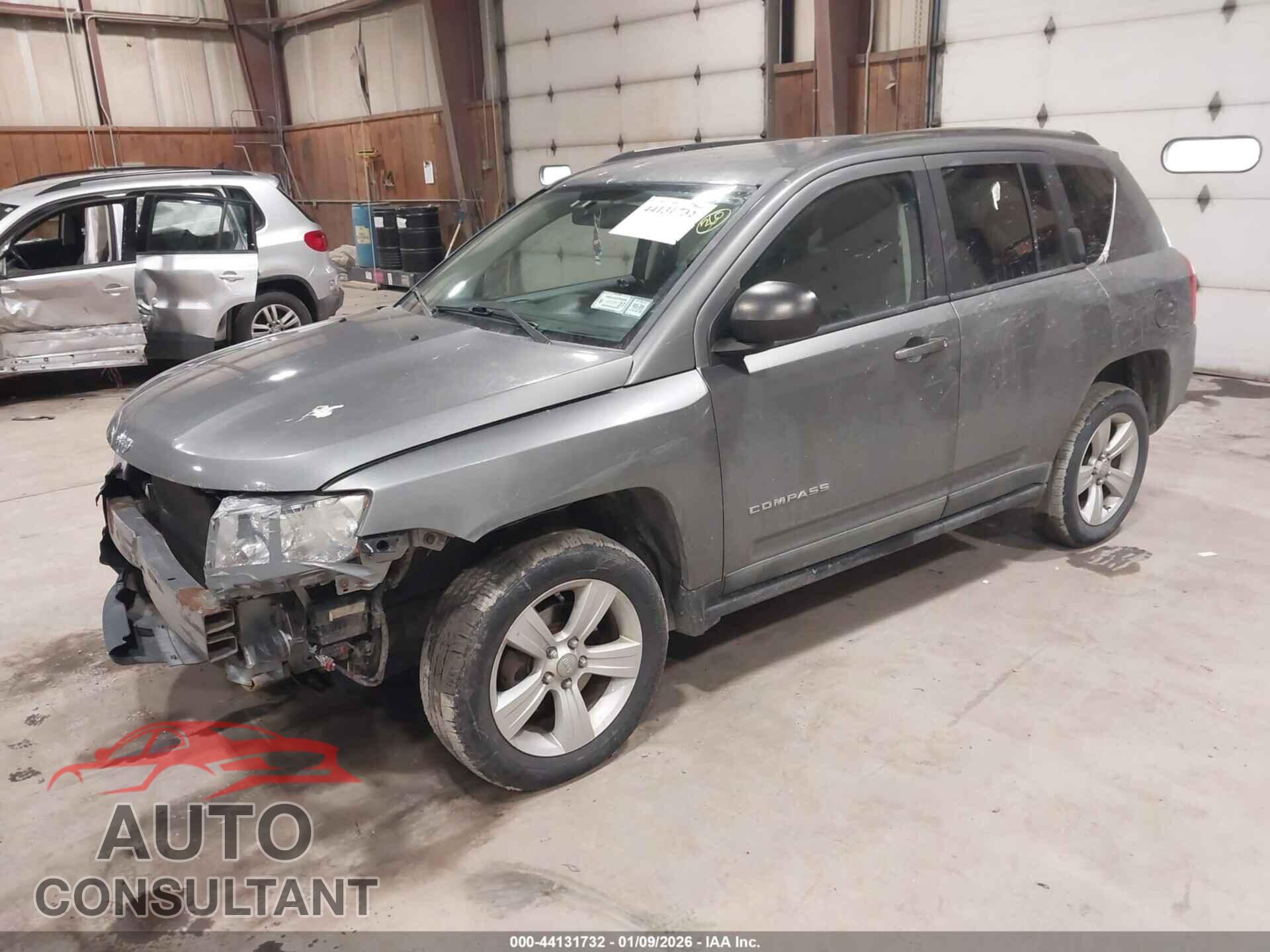 JEEP COMPASS 2011 - 1J4NF1FB8BD280792