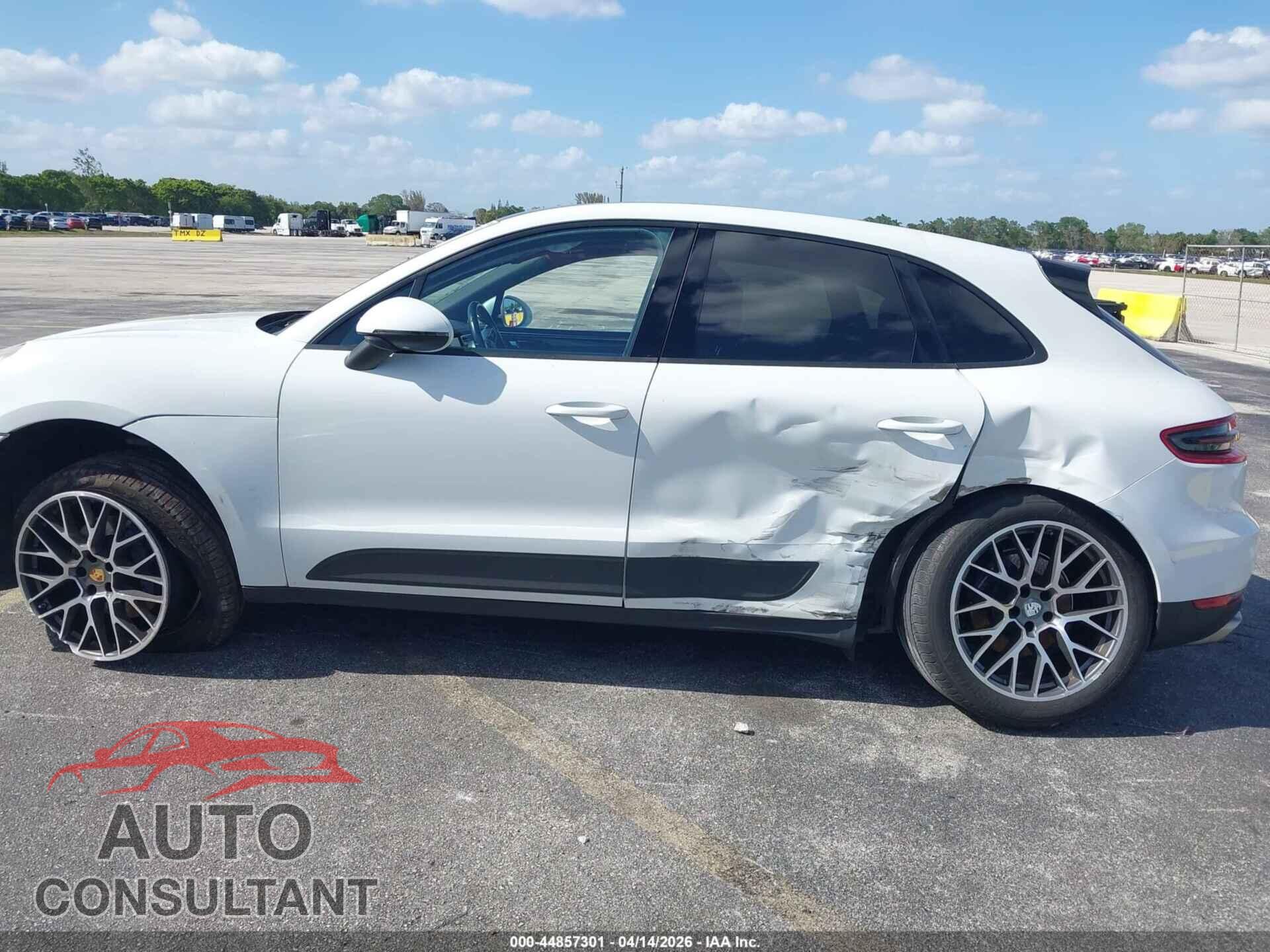 PORSCHE MACAN 2017 - WP1AA2A50HLB00941