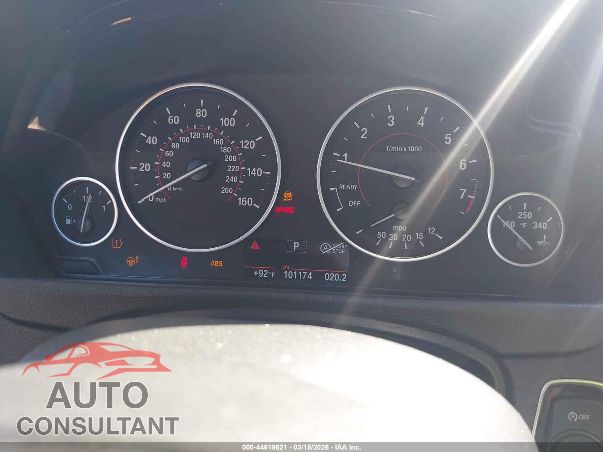 BMW 328I 2016 - WBA8E9G50GNU28672