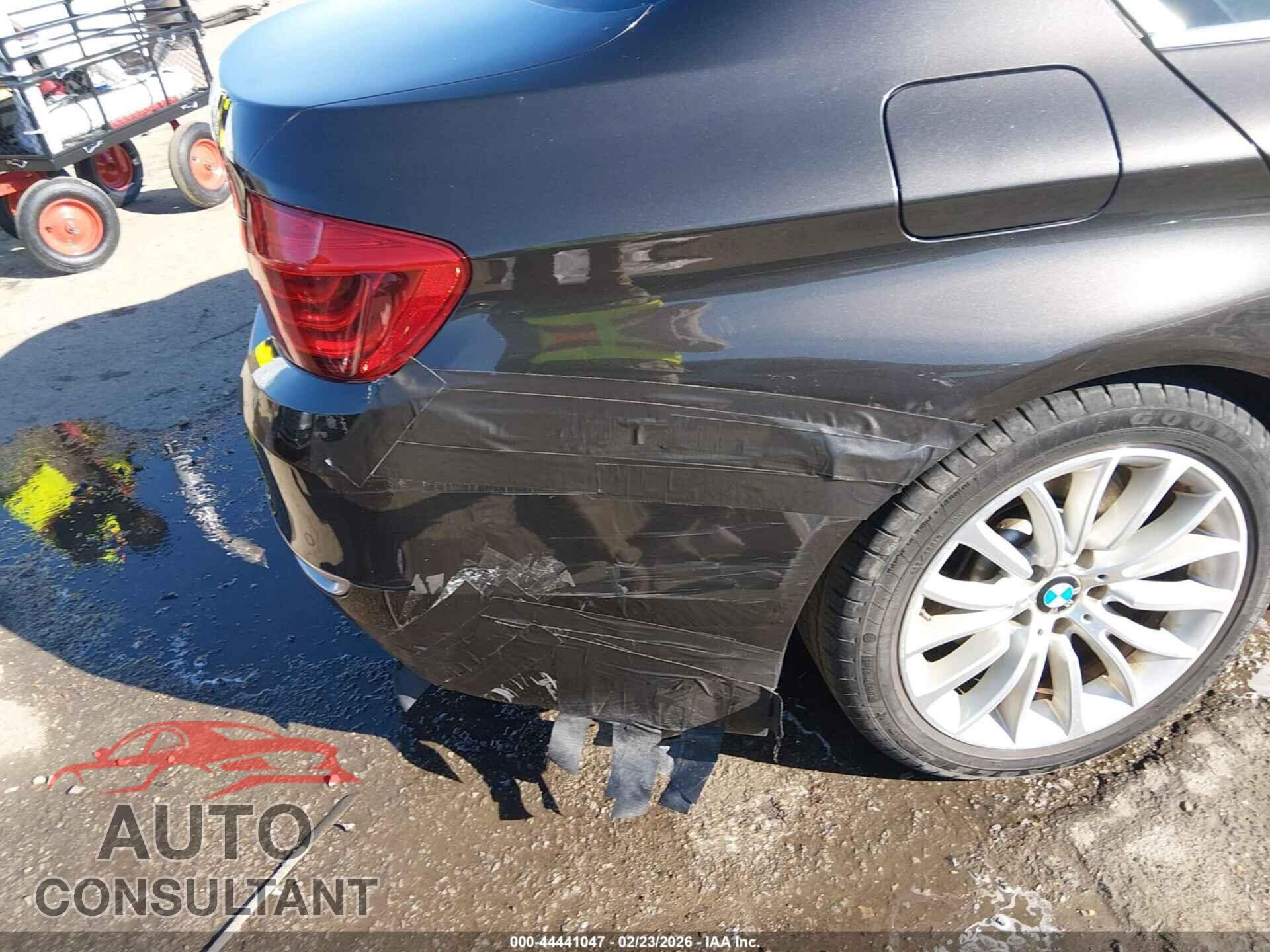 BMW 528I 2015 - WBA5A5C59FD524642
