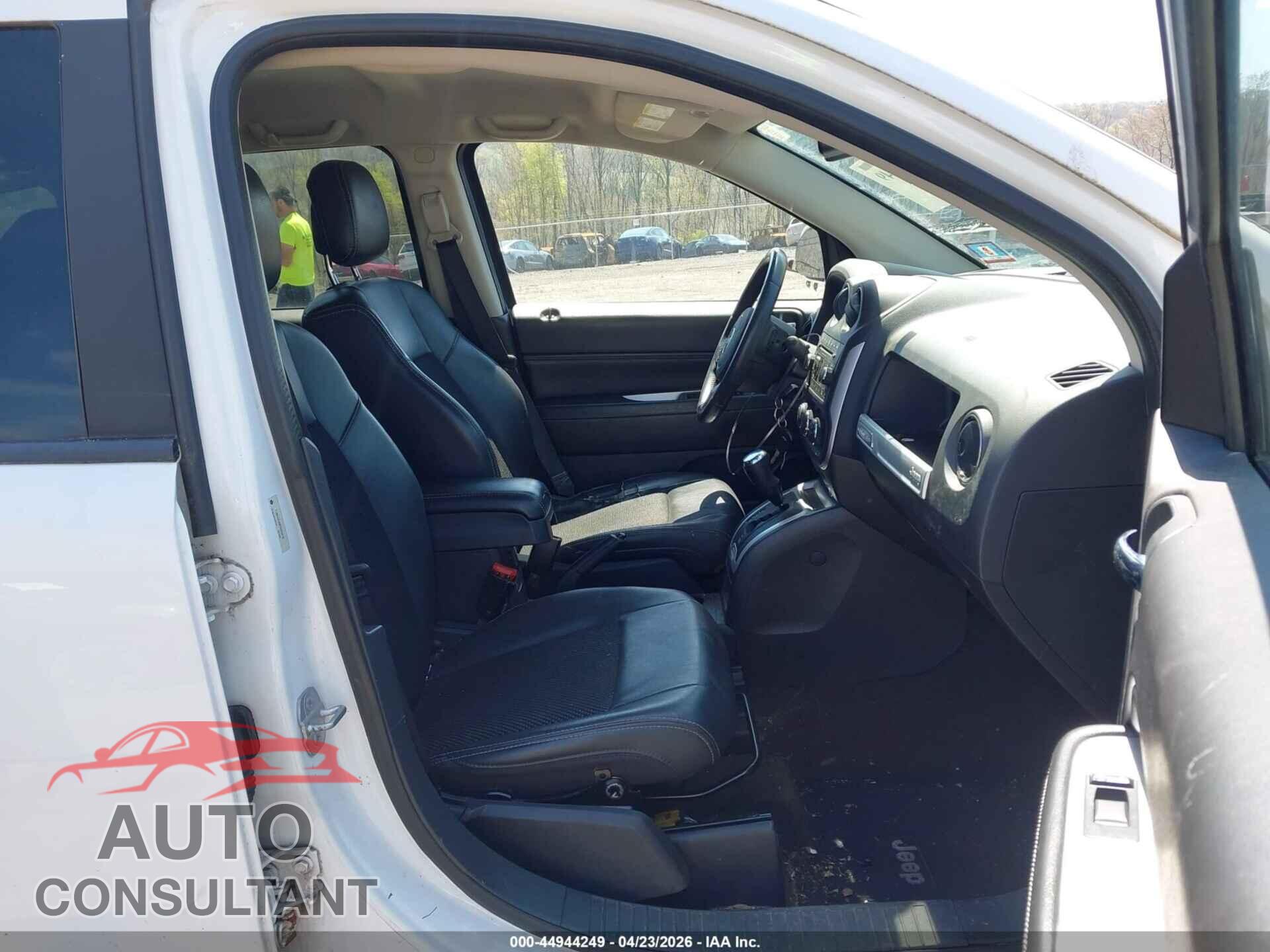 JEEP COMPASS 2014 - 1C4NJDEB8ED623418