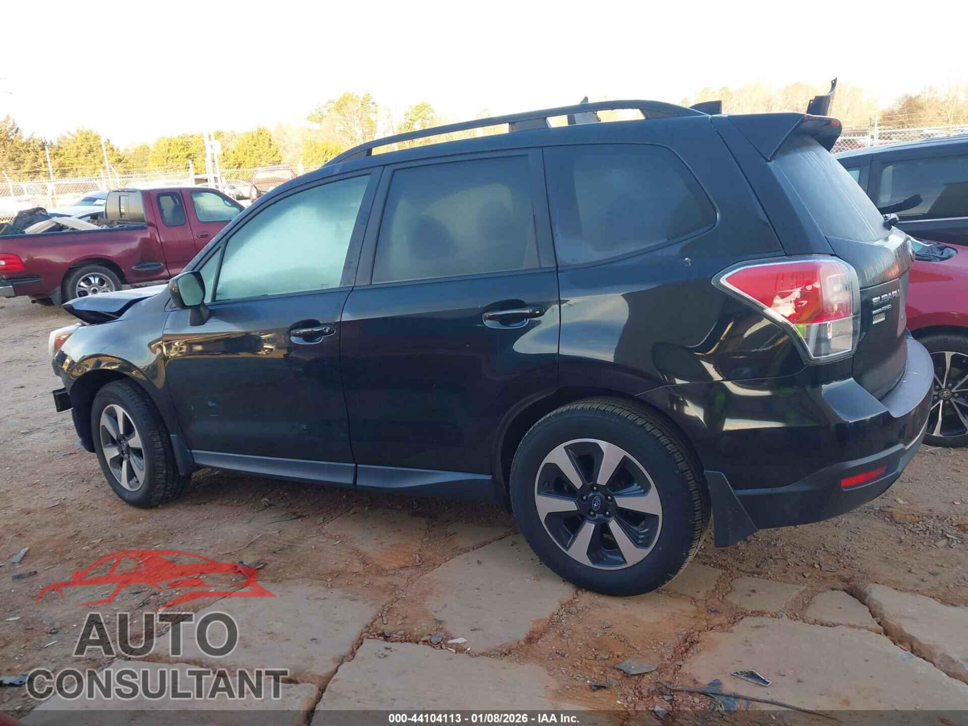 SUBARU FORESTER 2017 - JF2SJAEC4HH485370