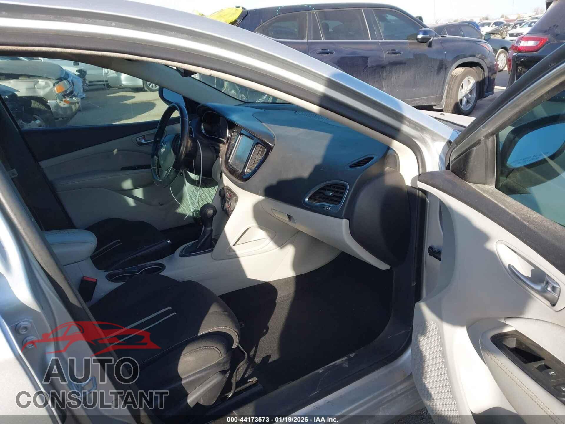 DODGE DART 2013 - 1C3CDFBA6DD325846