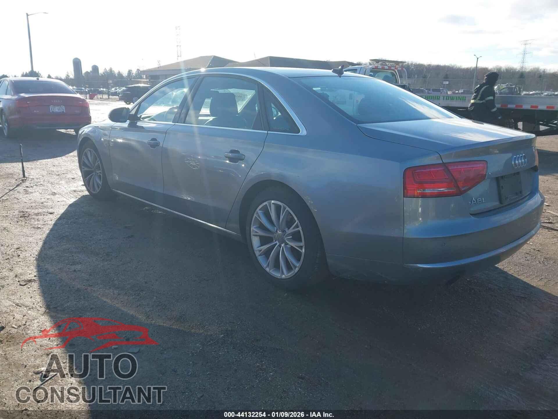 AUDI A8 L 2013 - WAURGAFD2DN013664