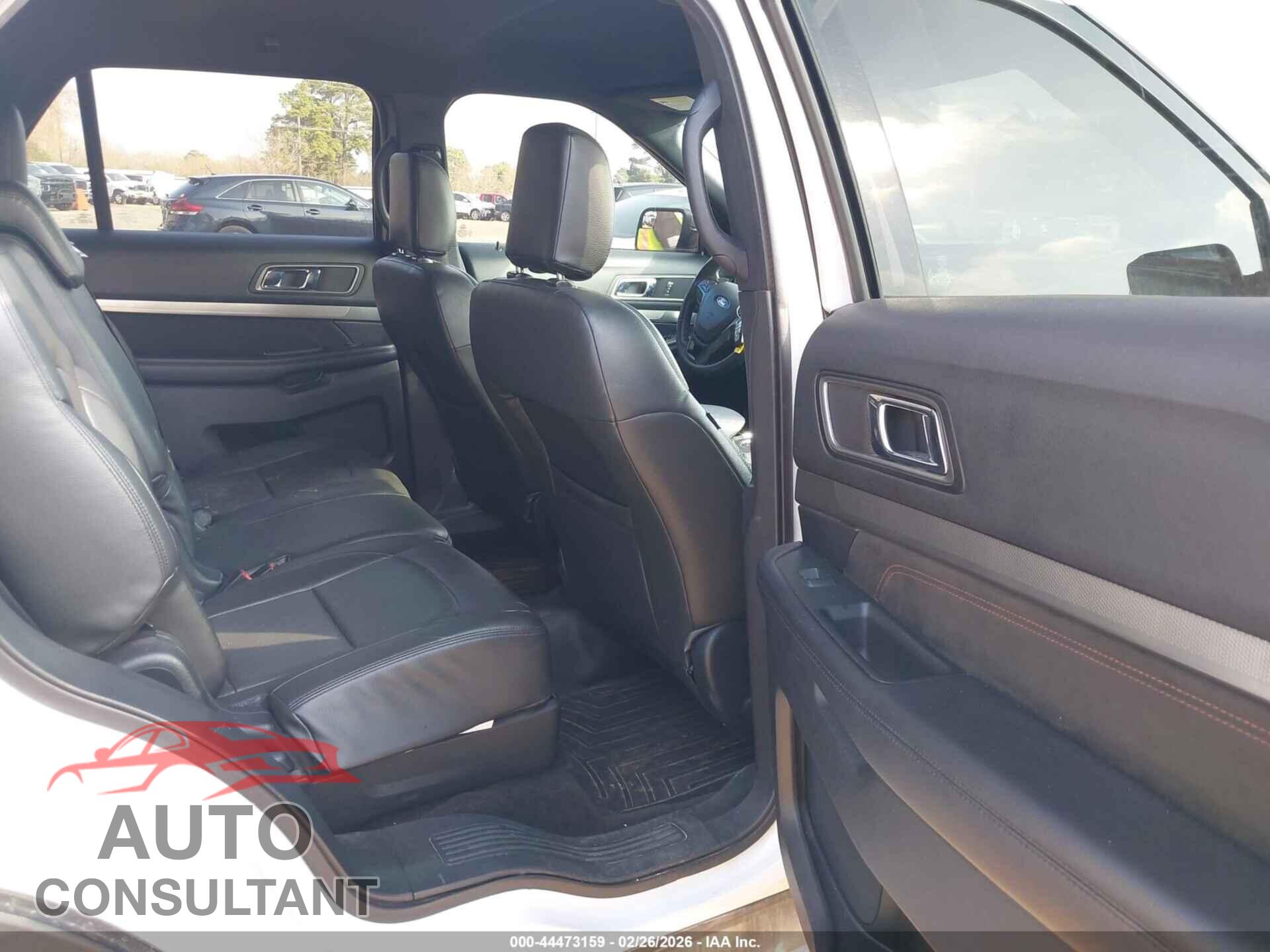 FORD EXPLORER 2018 - 1FM5K7D8XJGB78236