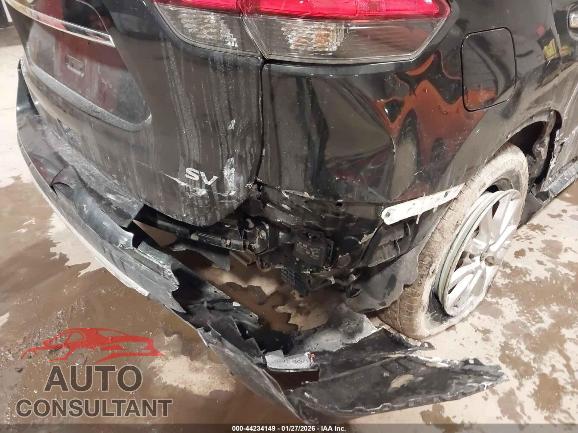 NISSAN ROGUE 2017 - KNMAT2MT3HP589303