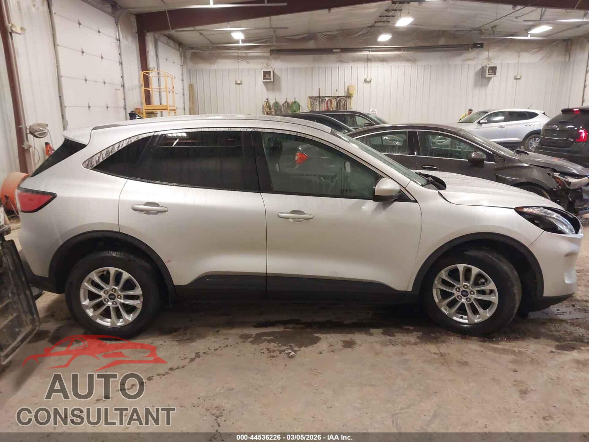 FORD ESCAPE 2020 - 1FMCU9G60LUA38692