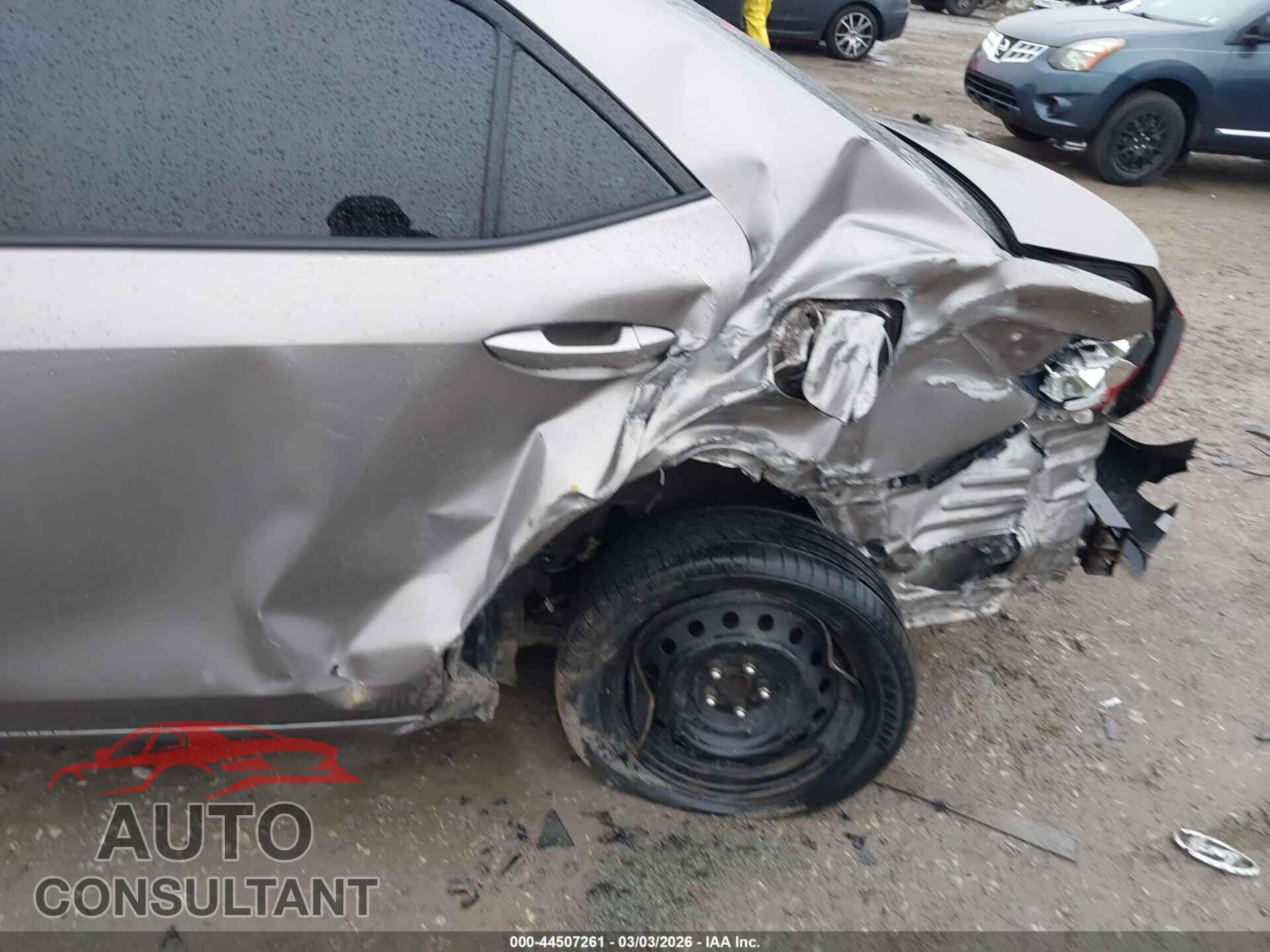 TOYOTA COROLLA 2015 - 2T1BURHEXFC472092