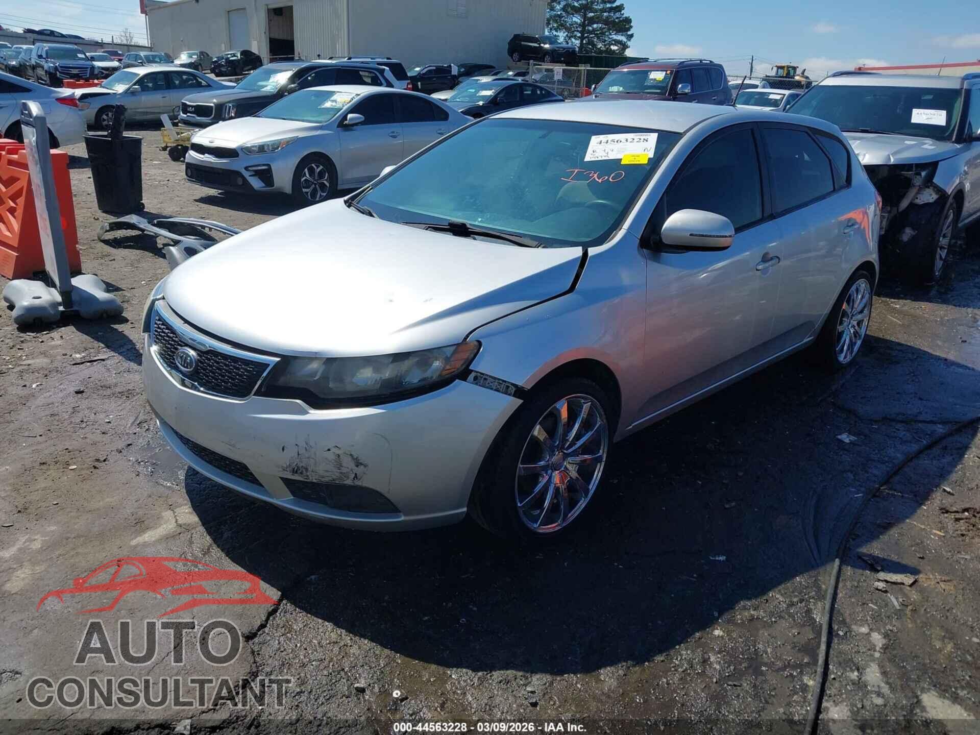KIA FORTE 2011 - KNAFU5A27B5374247
