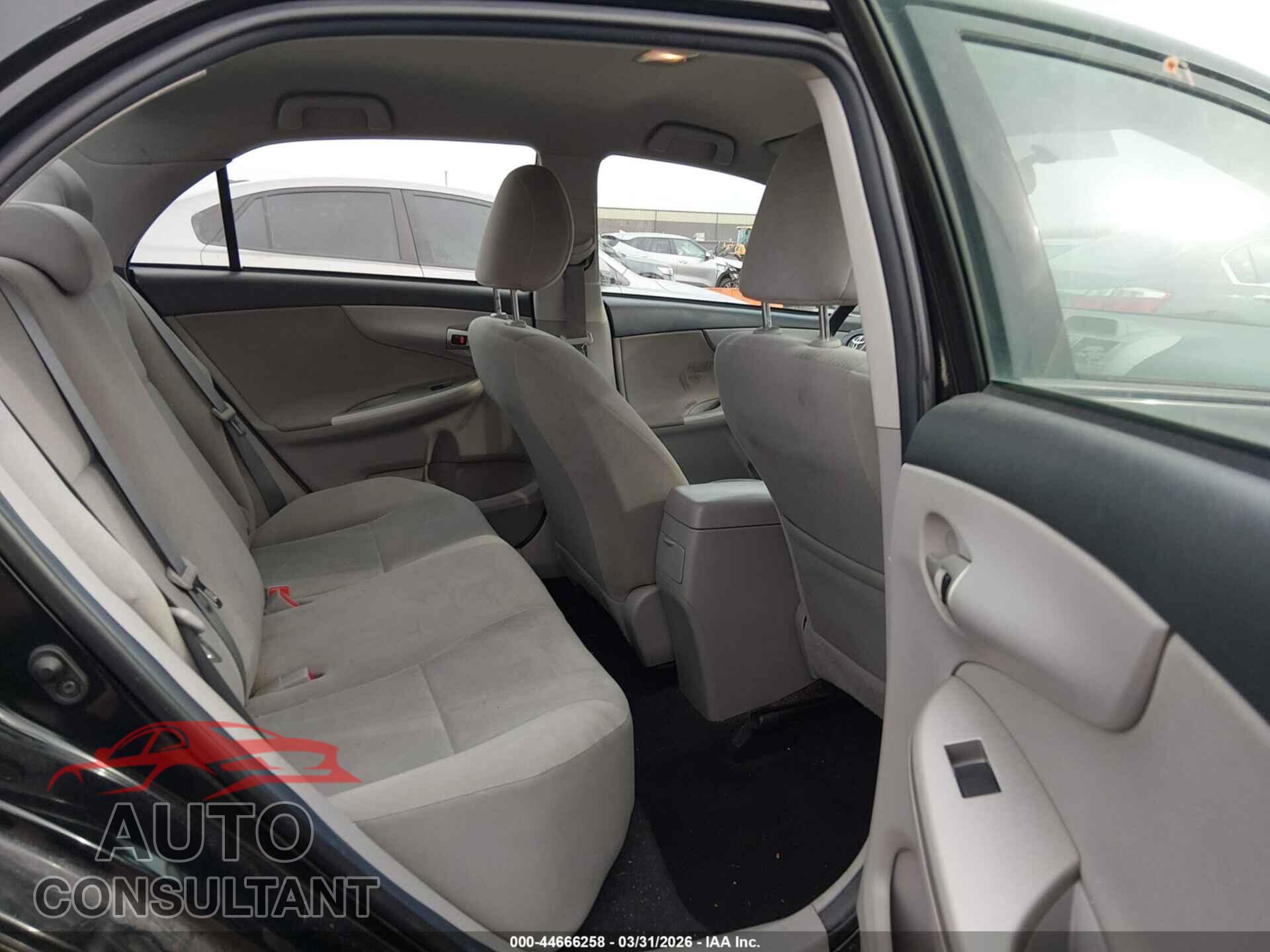 TOYOTA COROLLA 2012 - 2T1BU4EE2CC840171