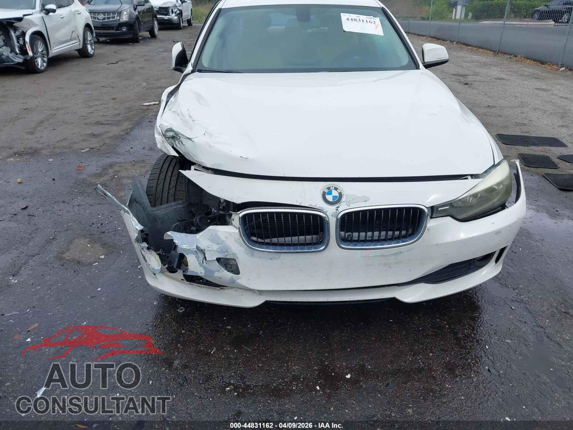 BMW 320I 2014 - WBA3B1C52EK131864
