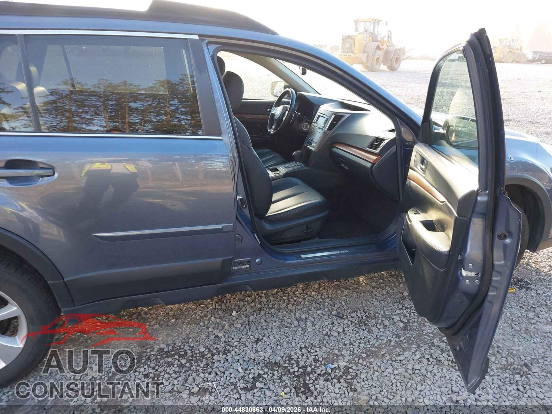 SUBARU OUTBACK 2014 - 4S4BRBLC0E3286725