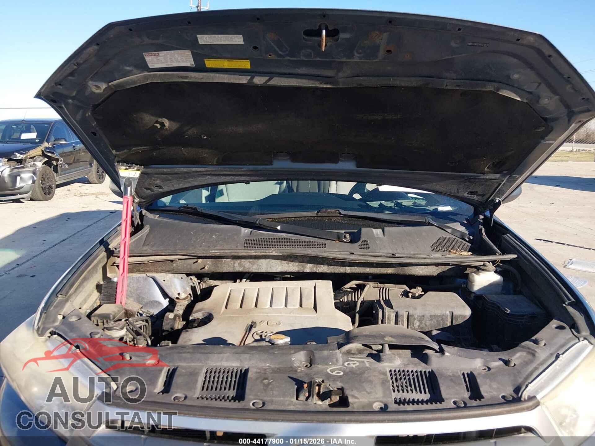 TOYOTA HIGHLANDER 2013 - 5TDBK3EH8DS218578