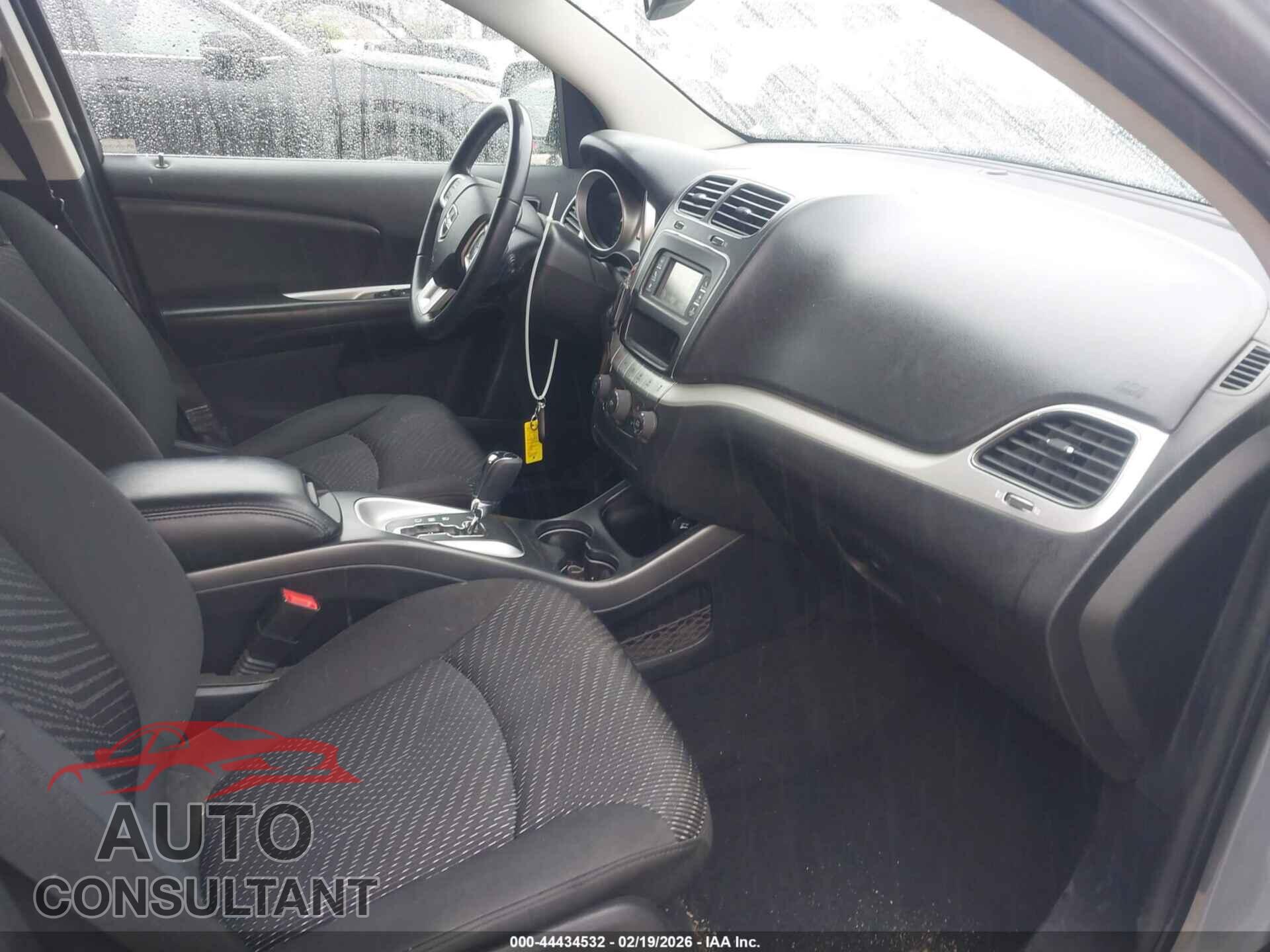 DODGE JOURNEY 2015 - 3C4PDCBB0FT684319