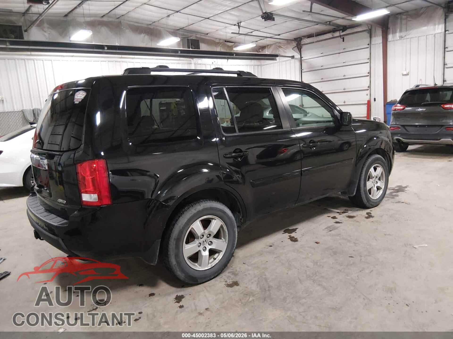 HONDA PILOT 2011 - 5FNYF4H58BB019697