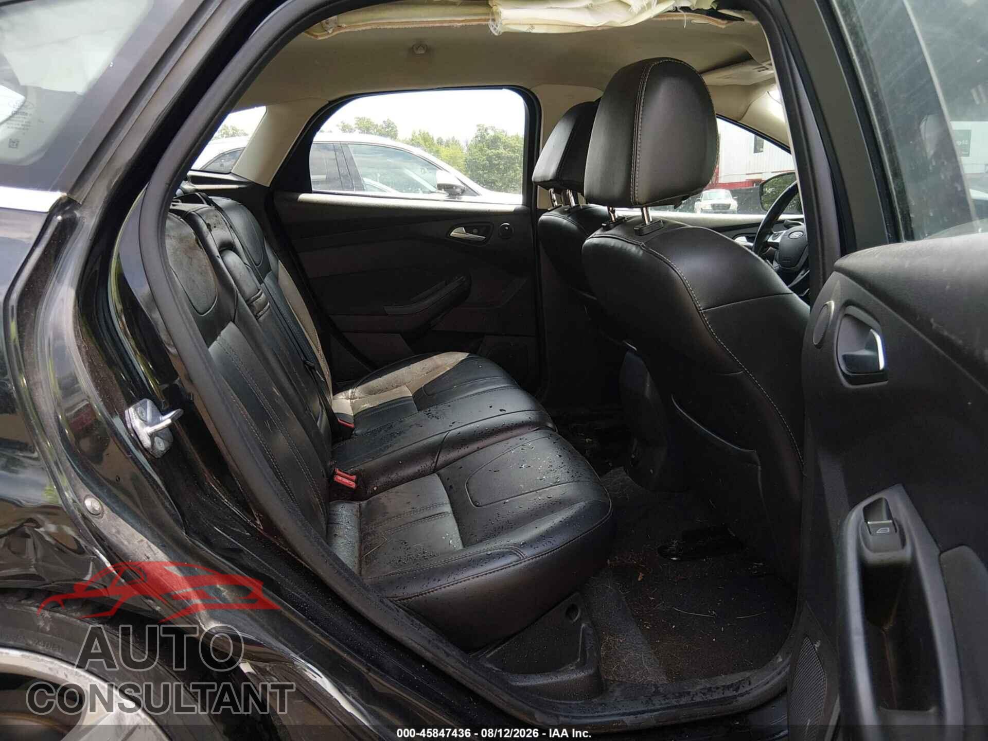FORD FOCUS 2012 - 1FAHP3N24CL443335