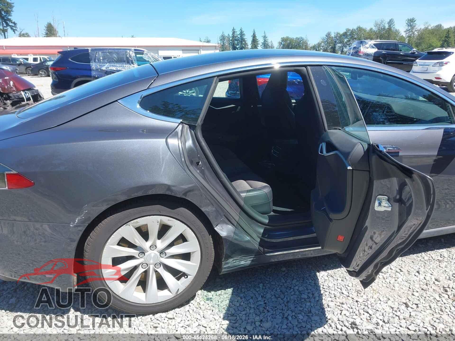 TESLA MODEL S 2017 - 5YJSA1E25HF231057