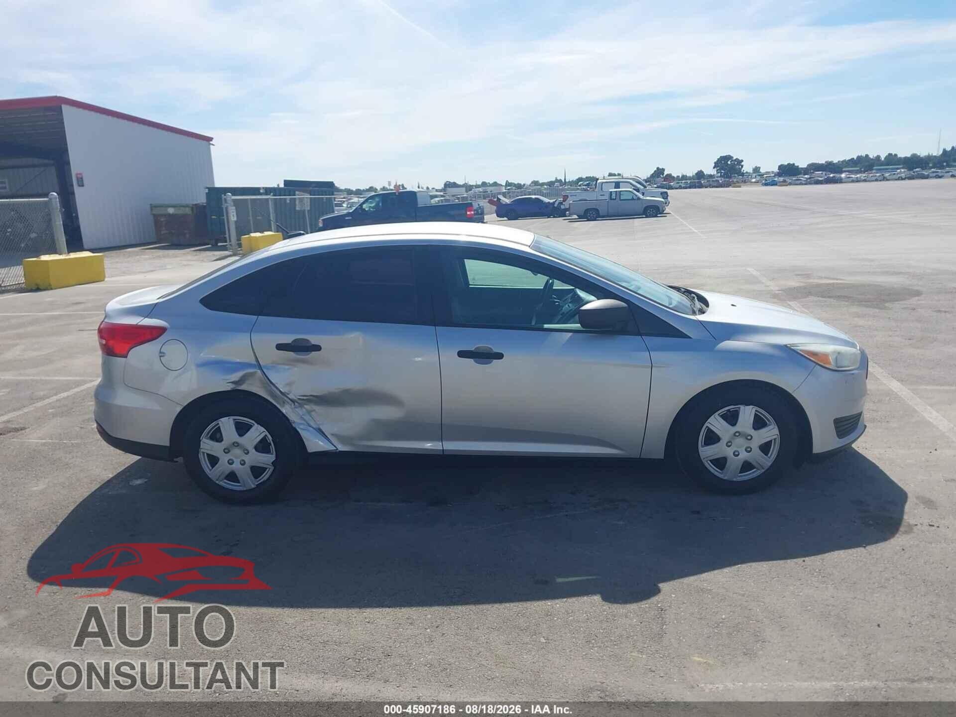 FORD FOCUS 2016 - 1FADP3E29GL276233