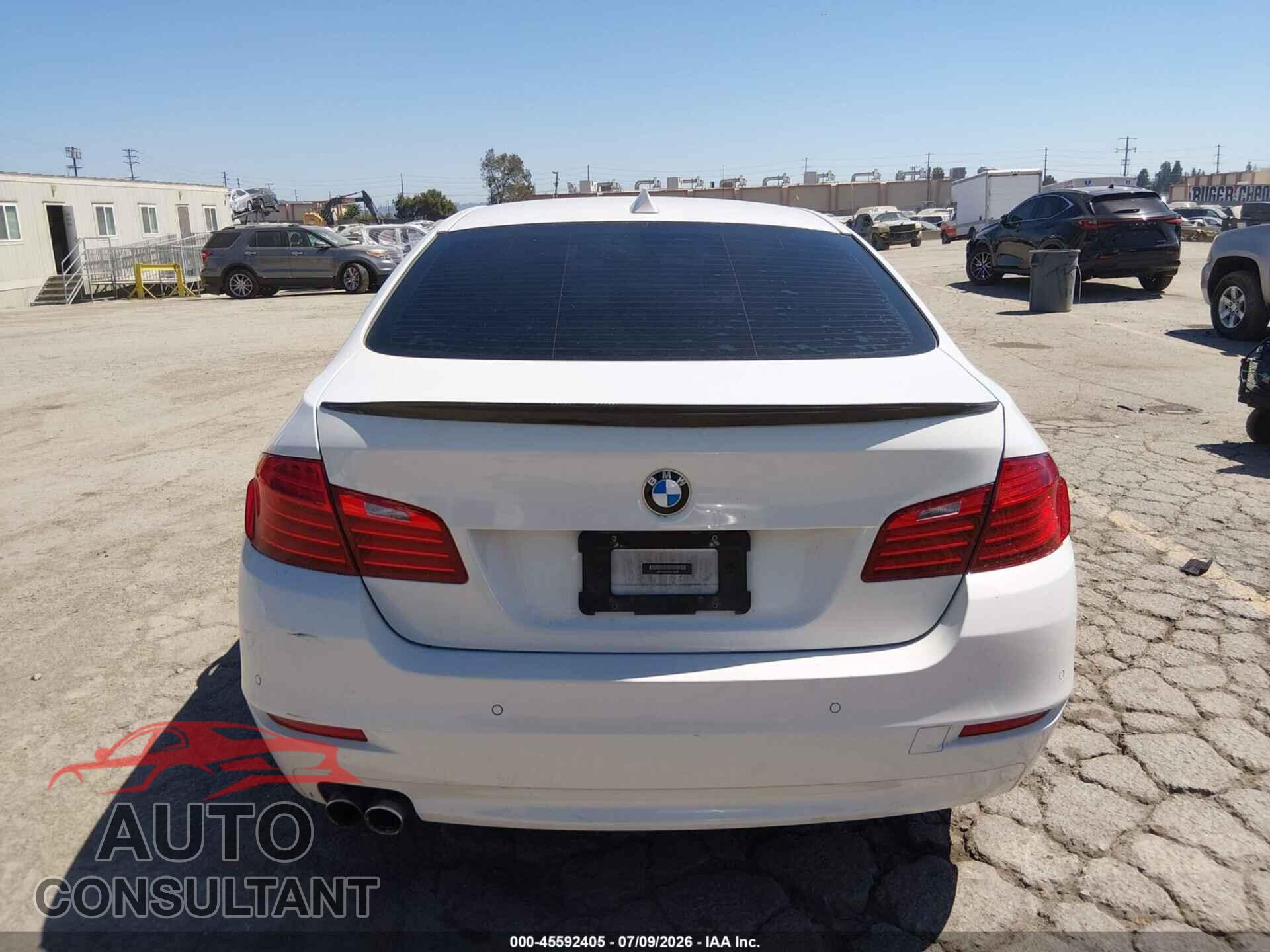BMW 528I 2015 - WBA5A5C52FD516608