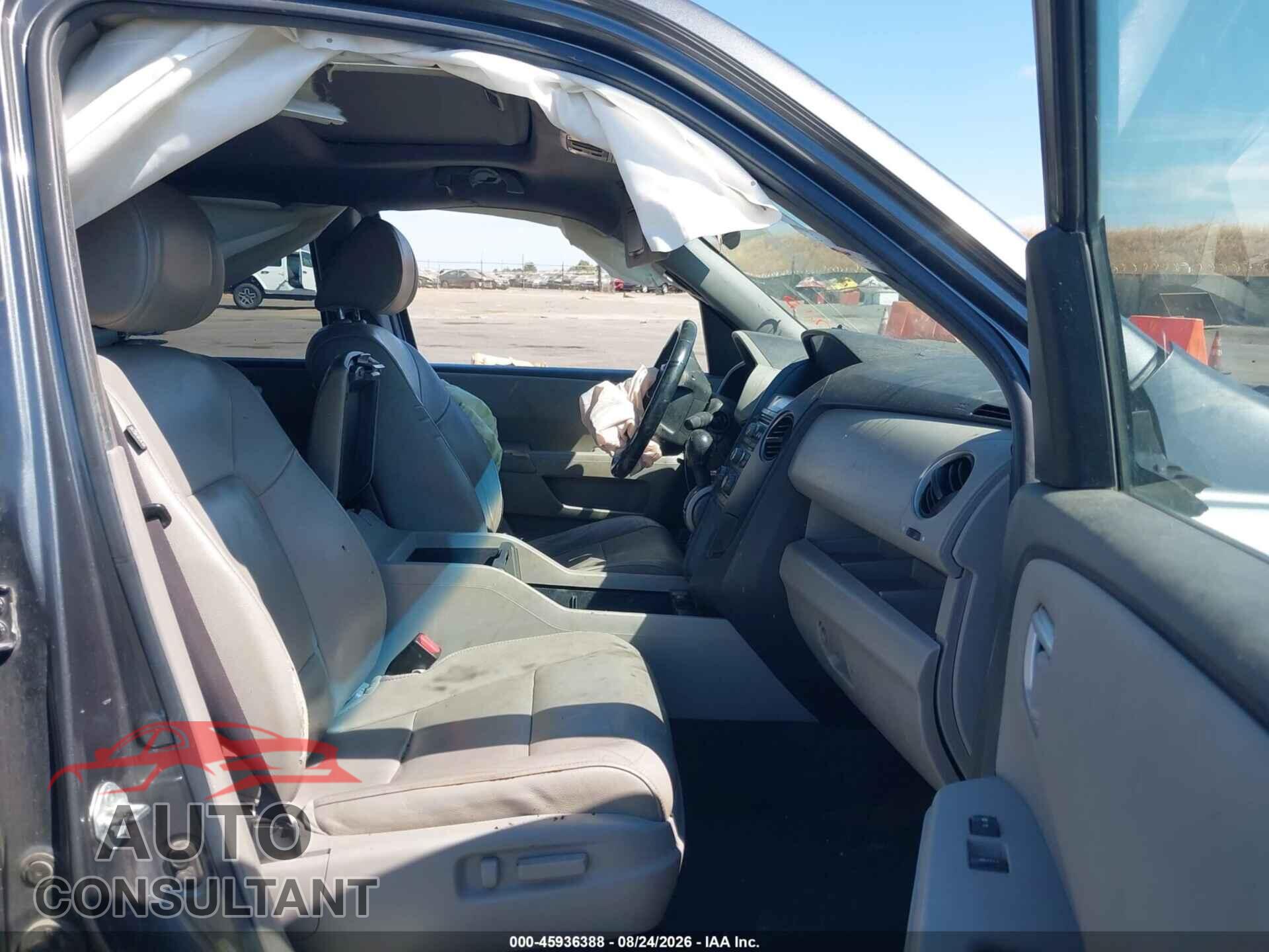 HONDA PILOT 2013 - 5FNYF4H58DB052167
