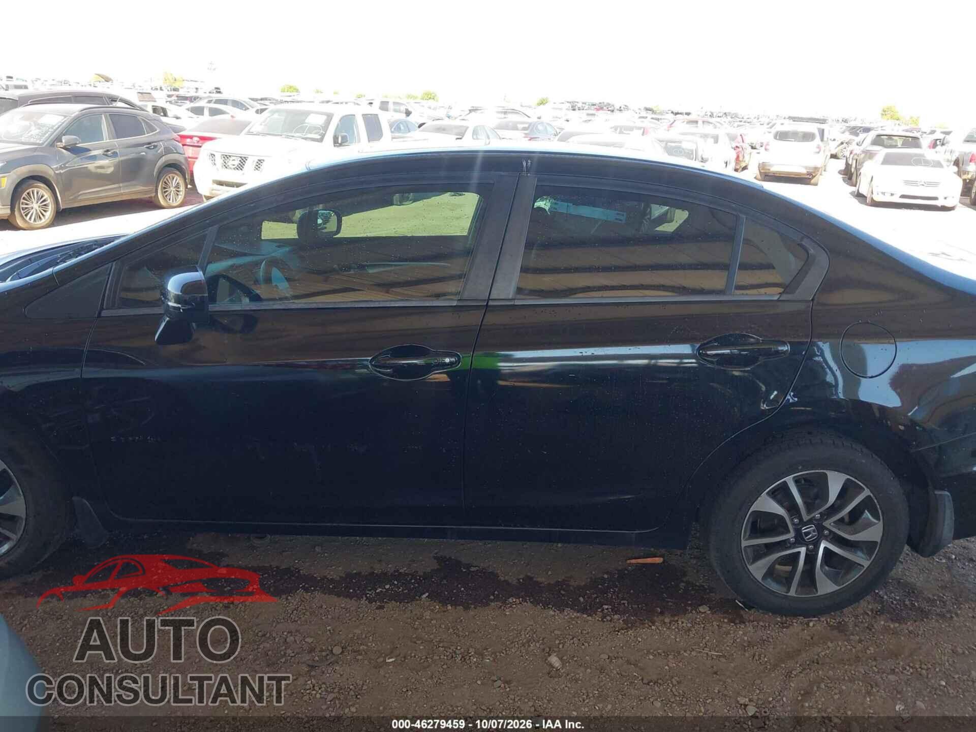 HONDA CIVIC 2015 - 19XFB2F84FE007630