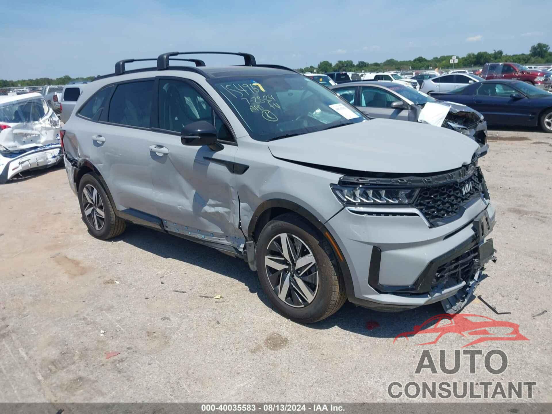 KIA SORENTO 2023 - 5XYRH4LF9PG229417